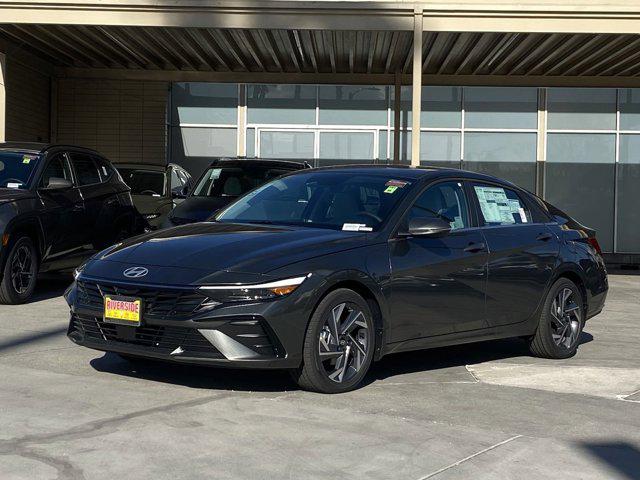 2025 Hyundai Elantra Hybrid Limited photo 2