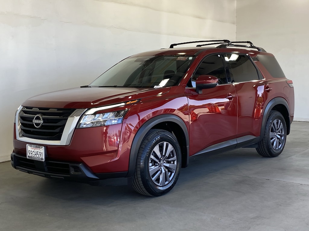 Used 2022 Nissan Pathfinder SV SUV