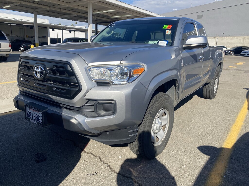 Used 2017 Toyota Tacoma SR Truck Access Cab
