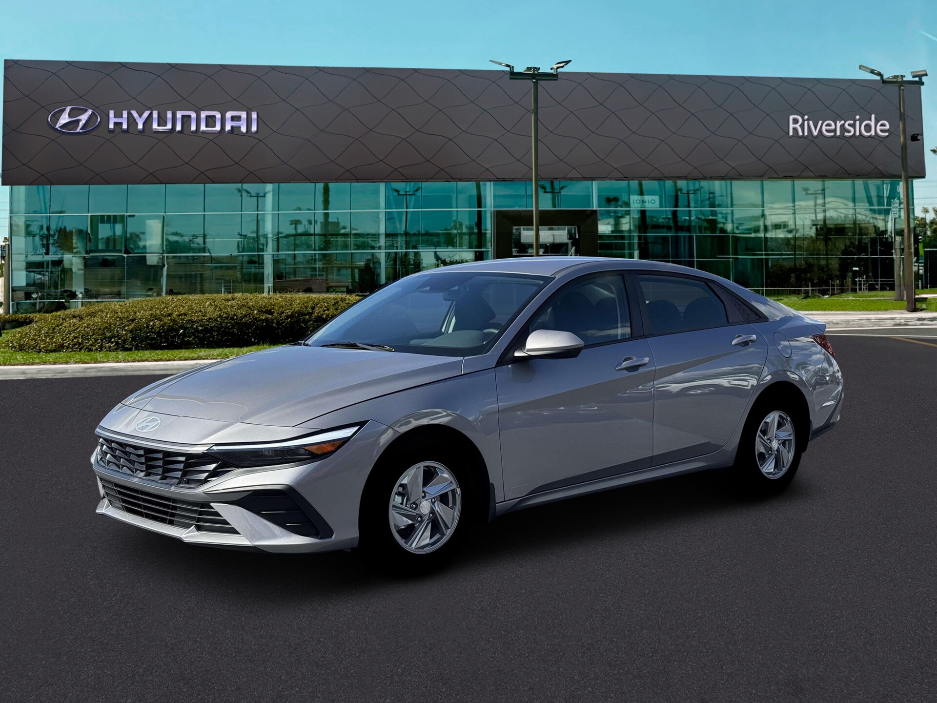 2026 Hyundai Elantra SE photo 2