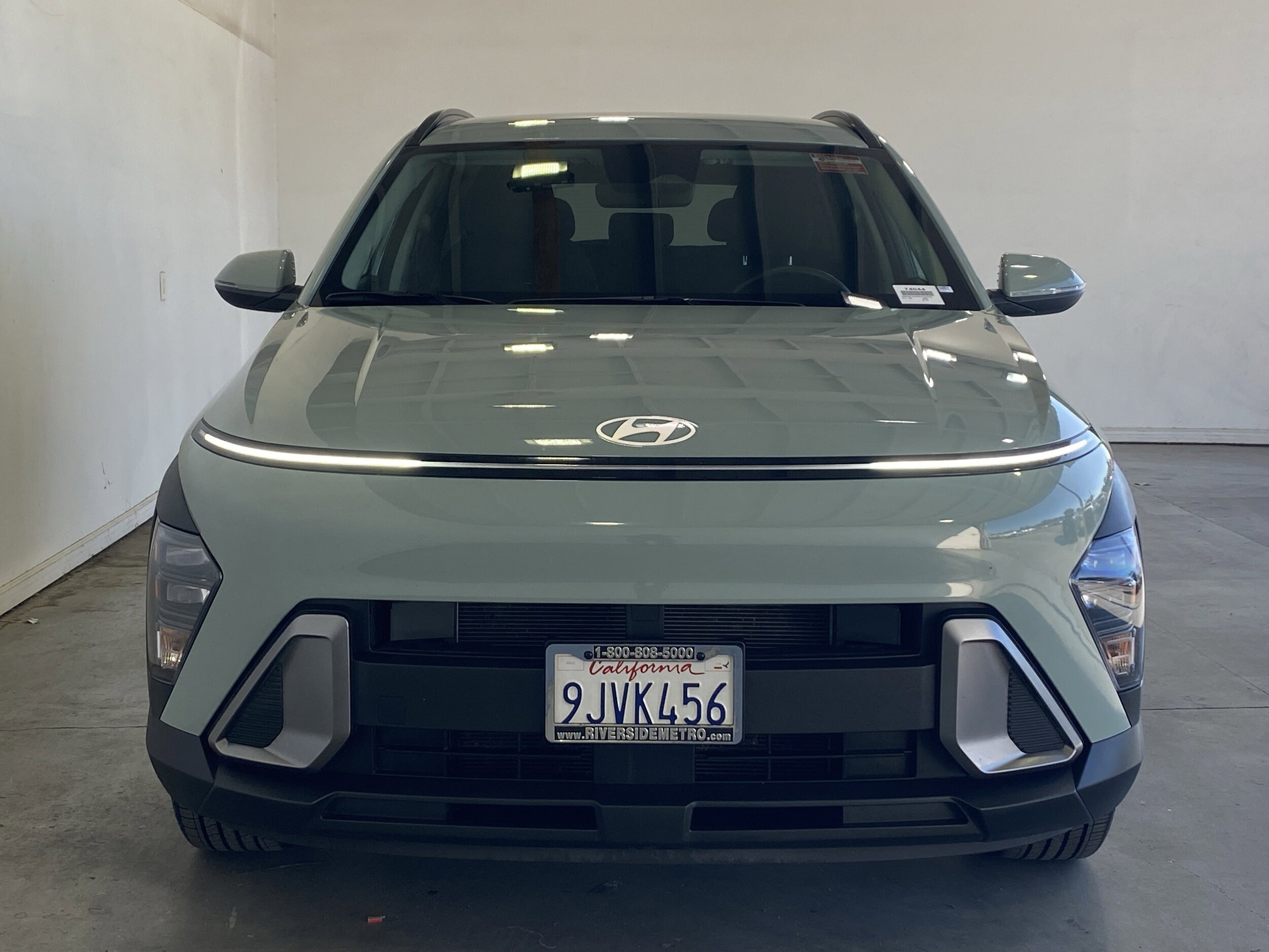 2024 Hyundai Kona SEL photo 2