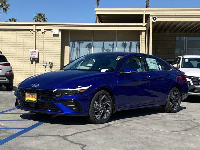 2025 Hyundai Elantra Limited photo 2