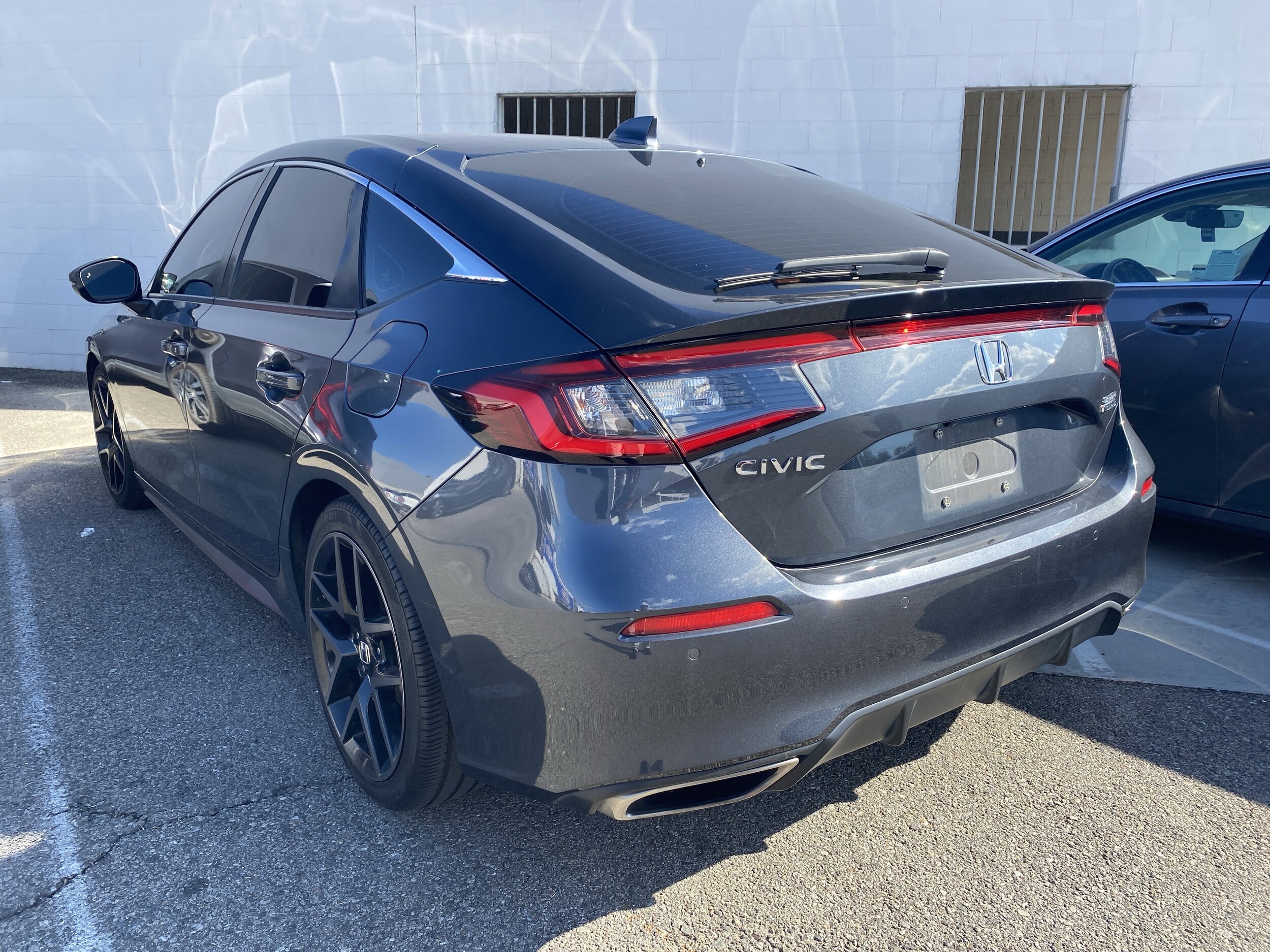 2022 Honda Civic Hatchback Sport Touring photo 2