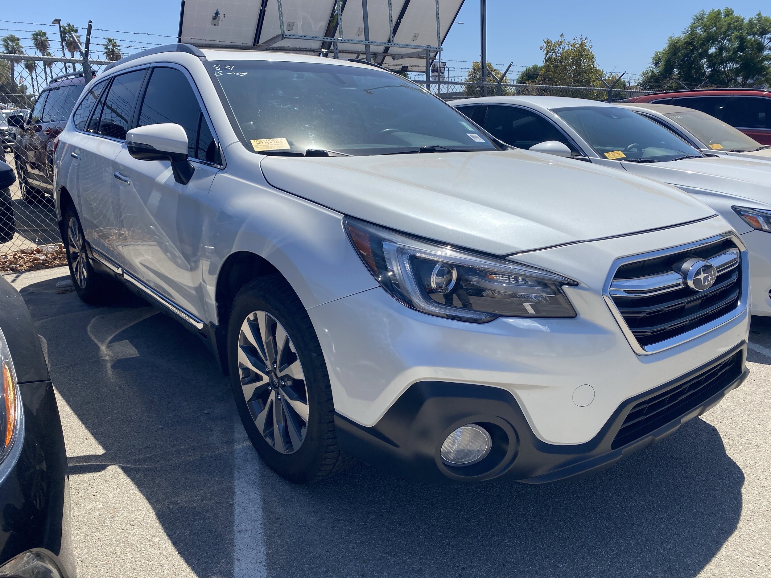 2019 Subaru Outback Touring photo 2