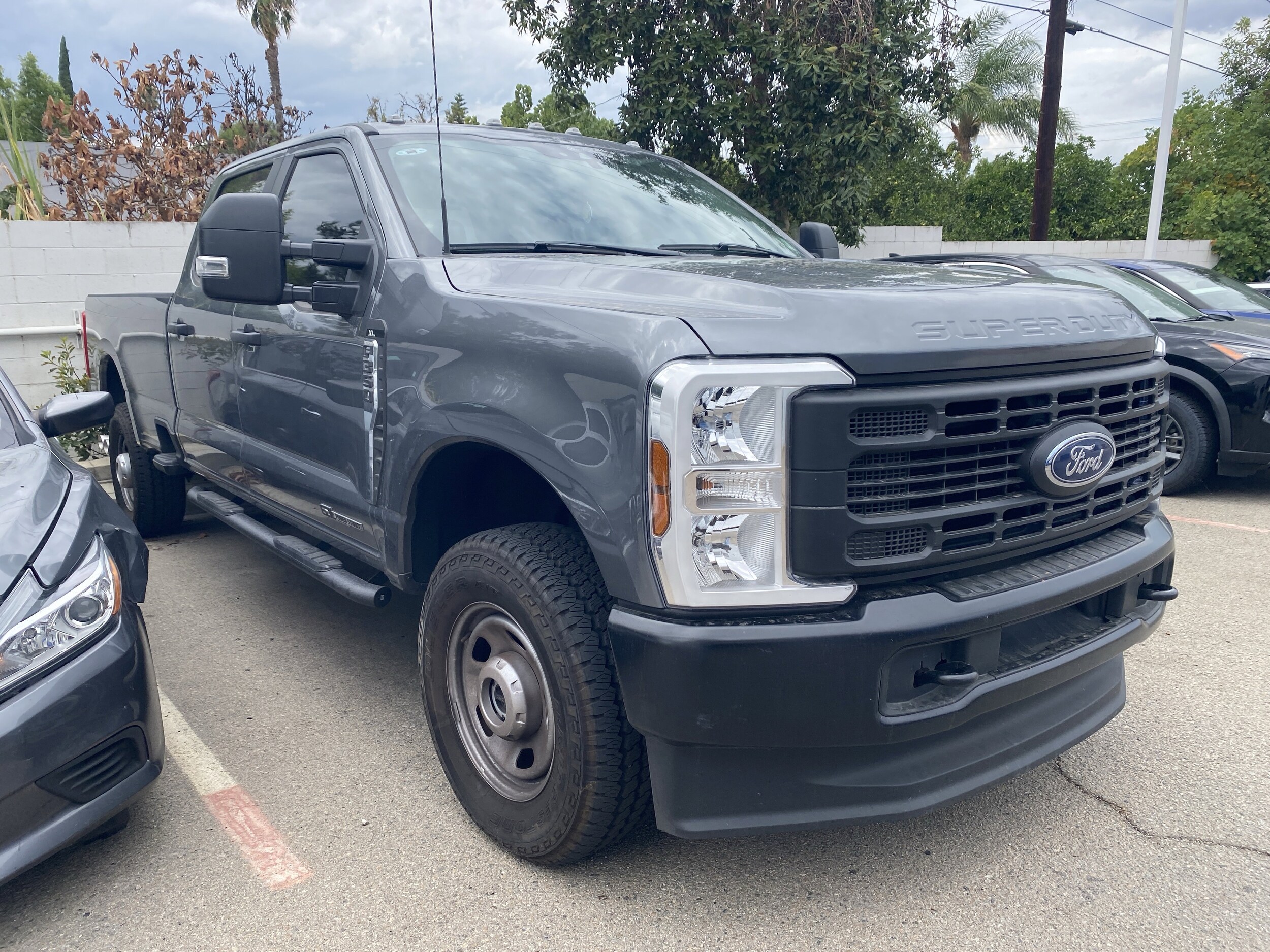 2024 Ford F-350 XL photo 2