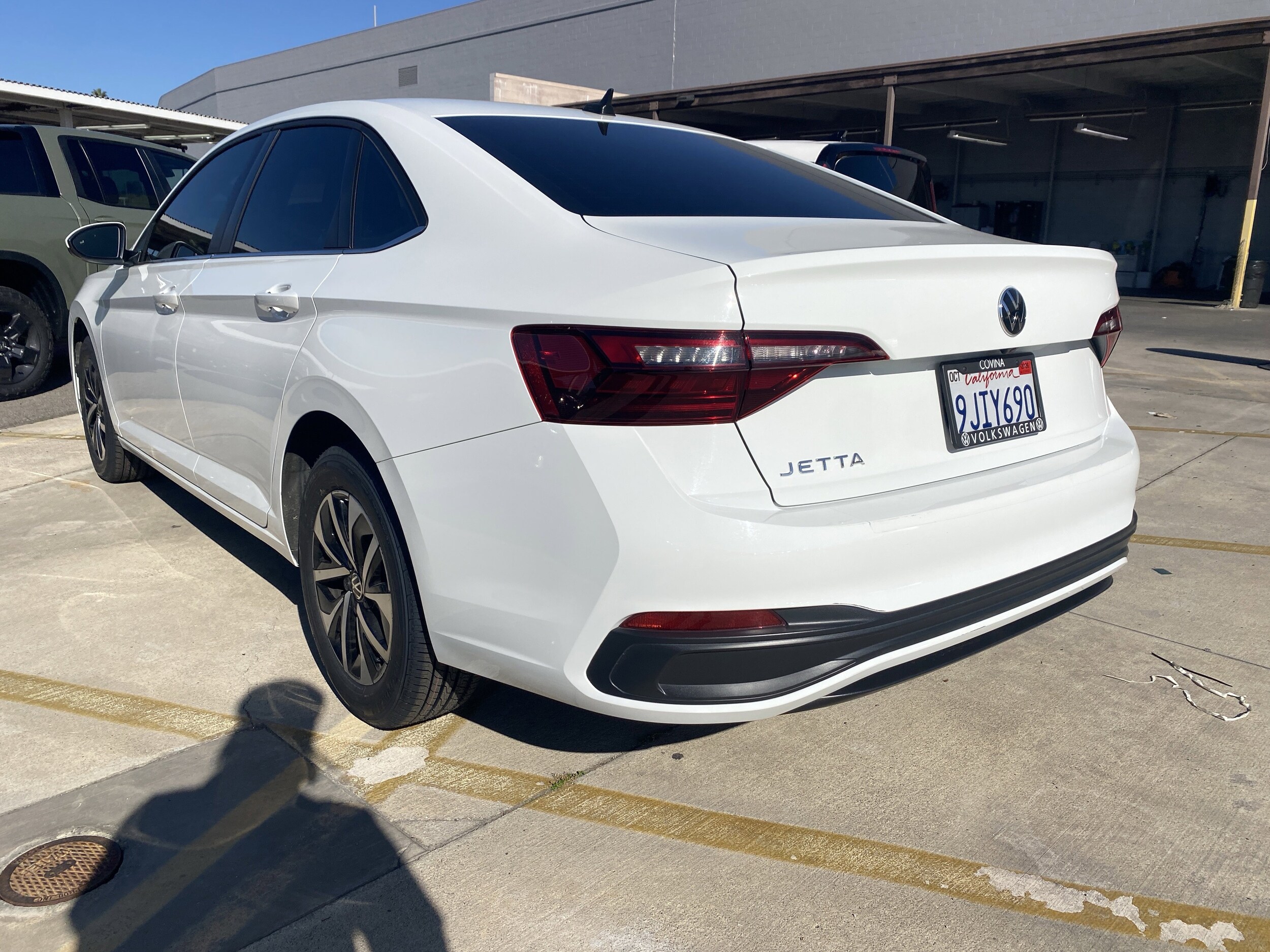 2023 Volkswagen Jetta 1.5T S photo 2