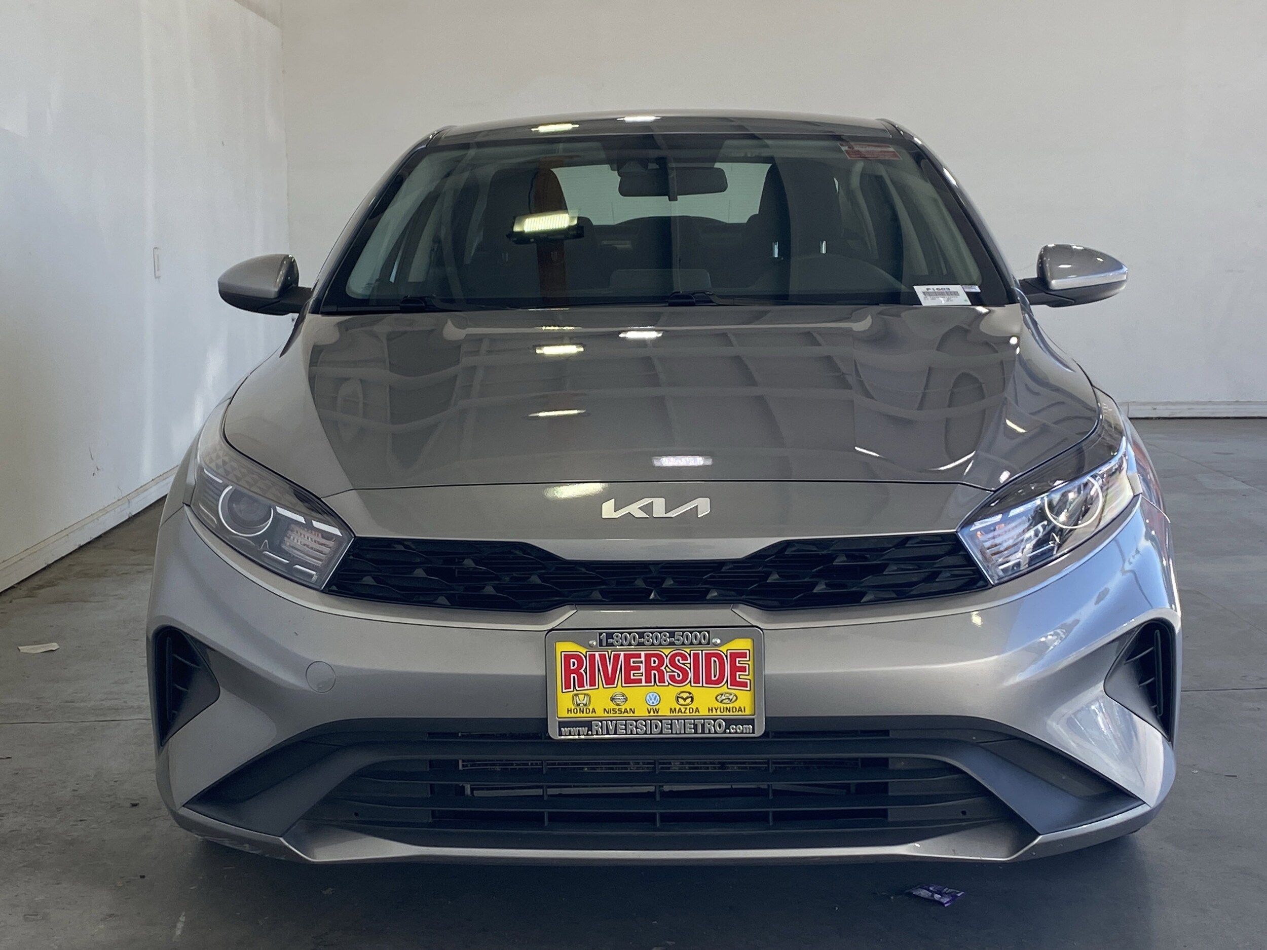 2024 Kia Forte LXS photo 2