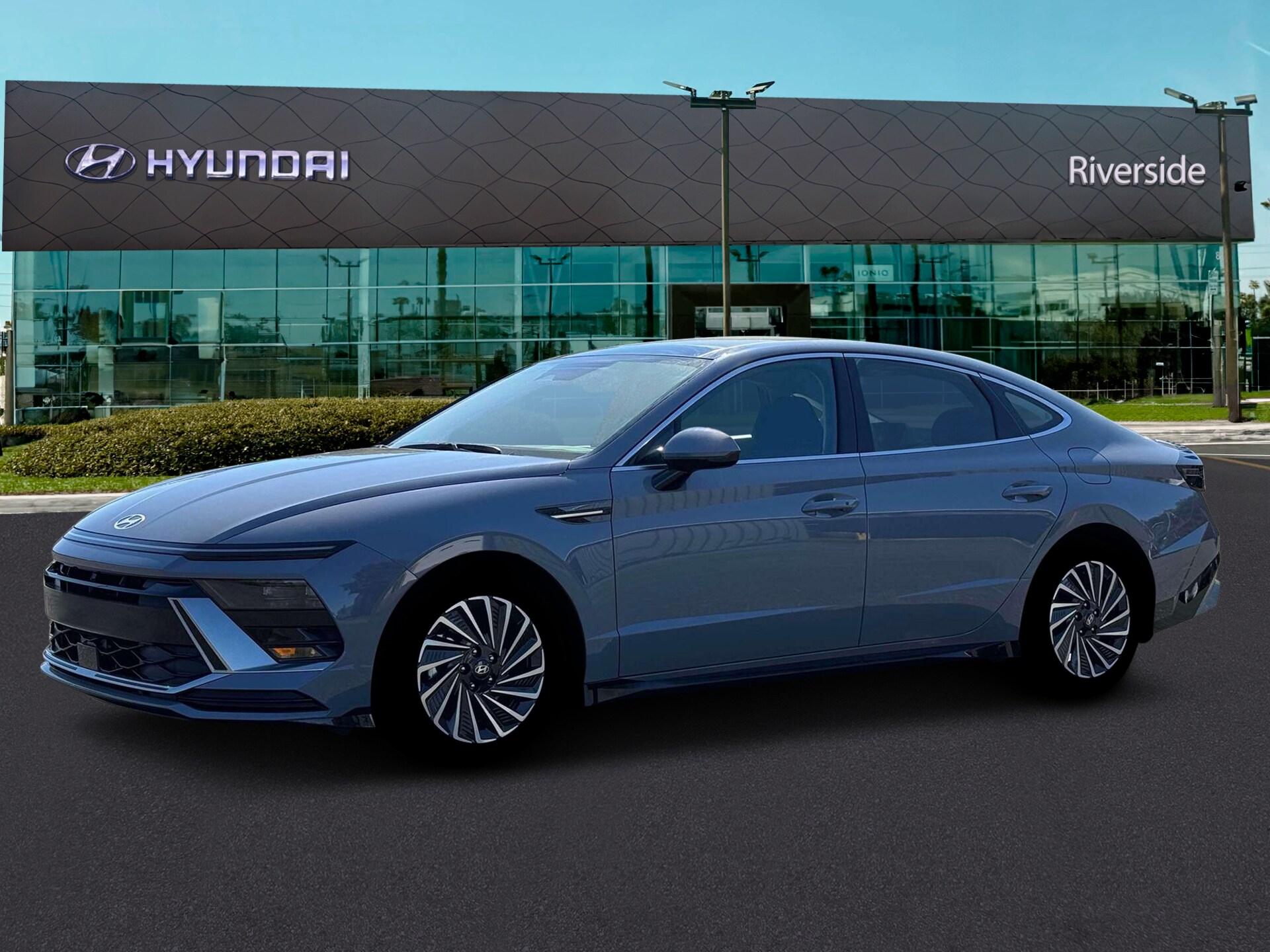 2026 Hyundai Sonata Hybrid SEL photo 2