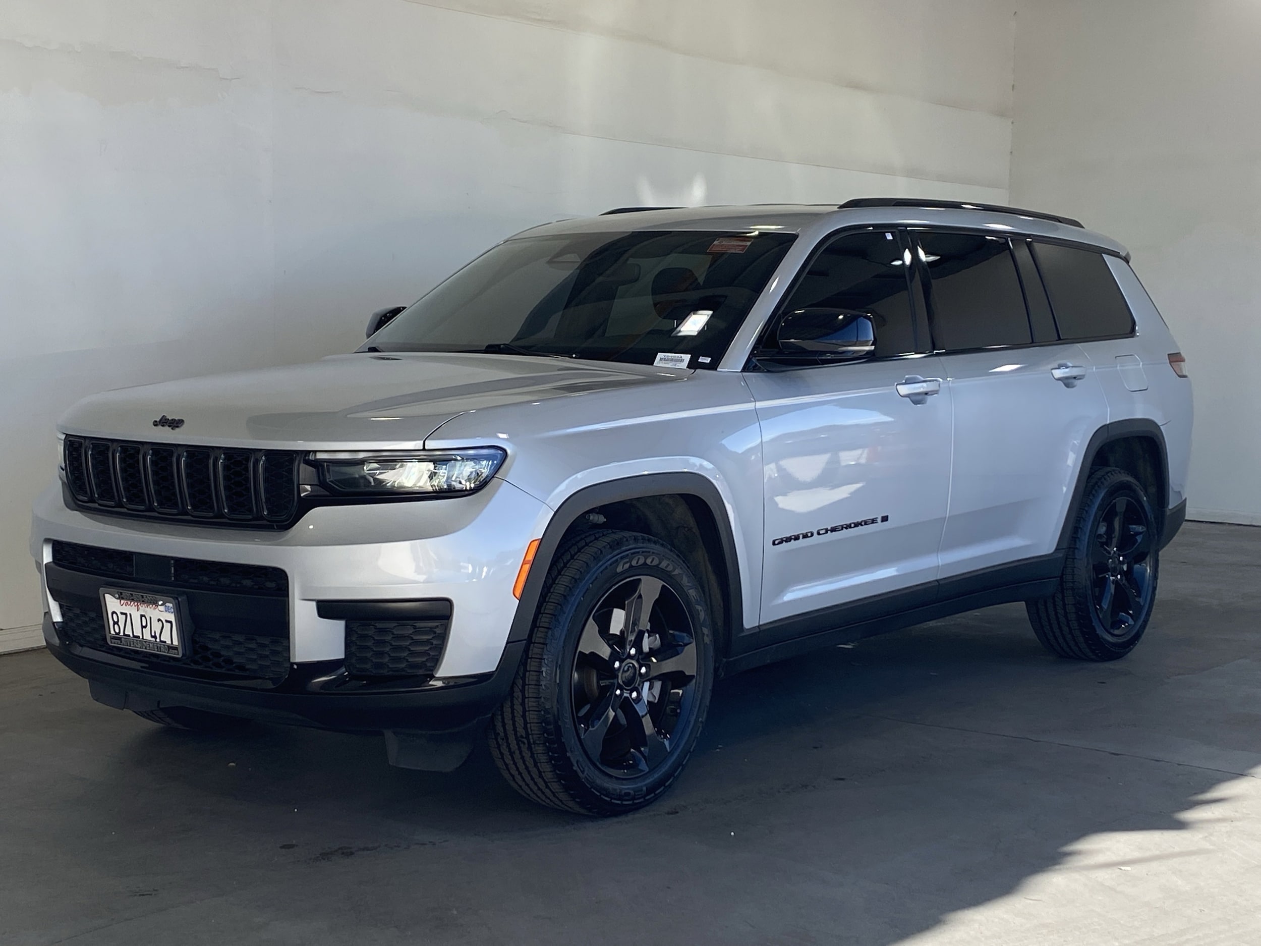 2021 Jeep Grand Cherokee L Altitude's photo