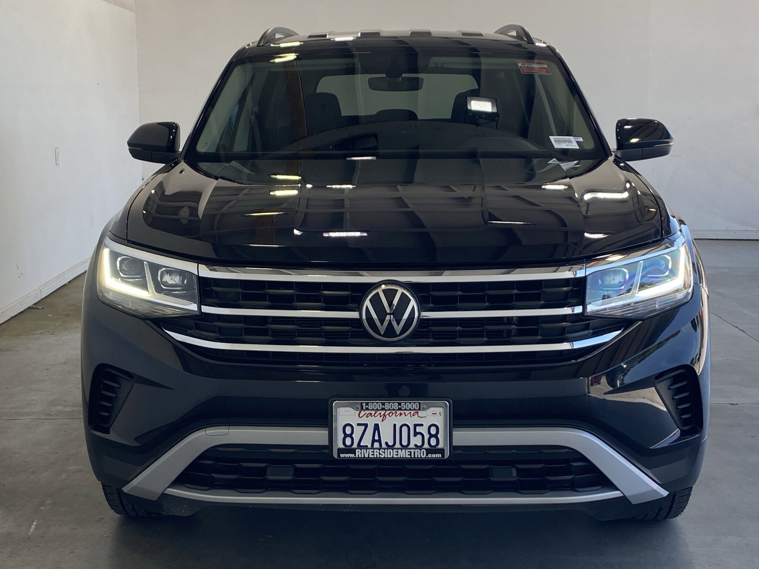 2021 Volkswagen Atlas S photo 2