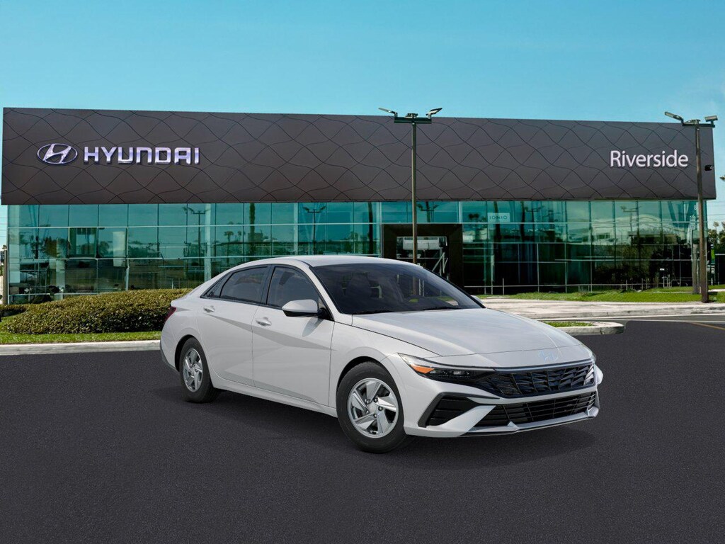 New 2026 Hyundai Elantra SE Sedan
