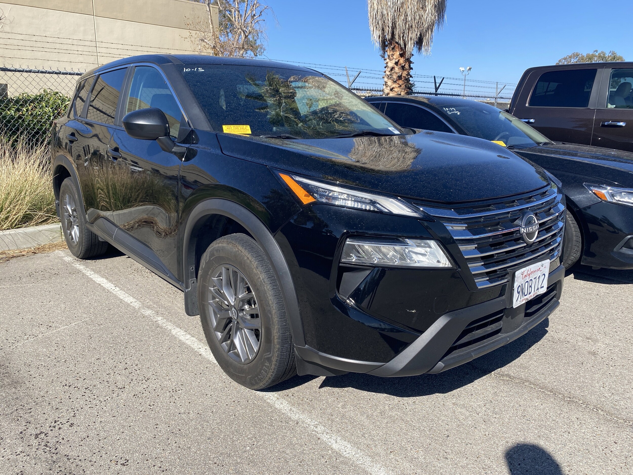 2024 Nissan Rogue S photo 2