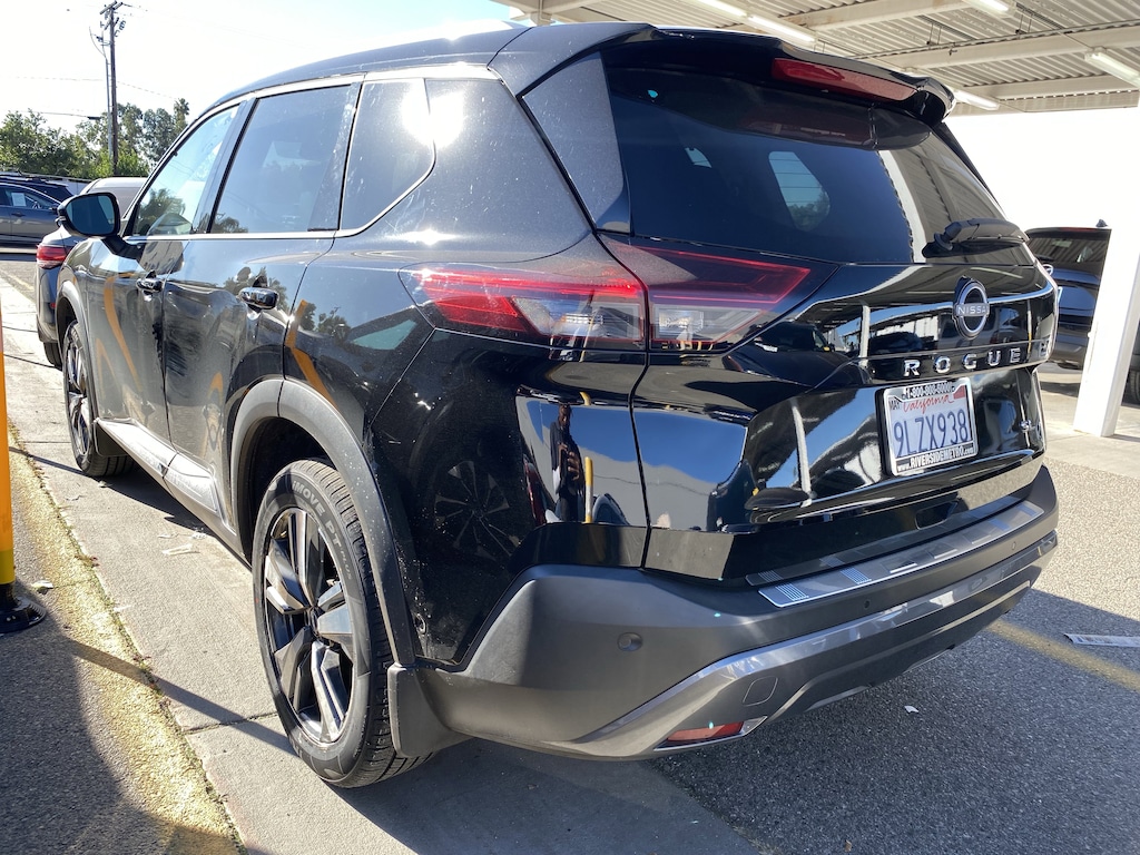 Used 2023 Nissan Rogue SL SUV