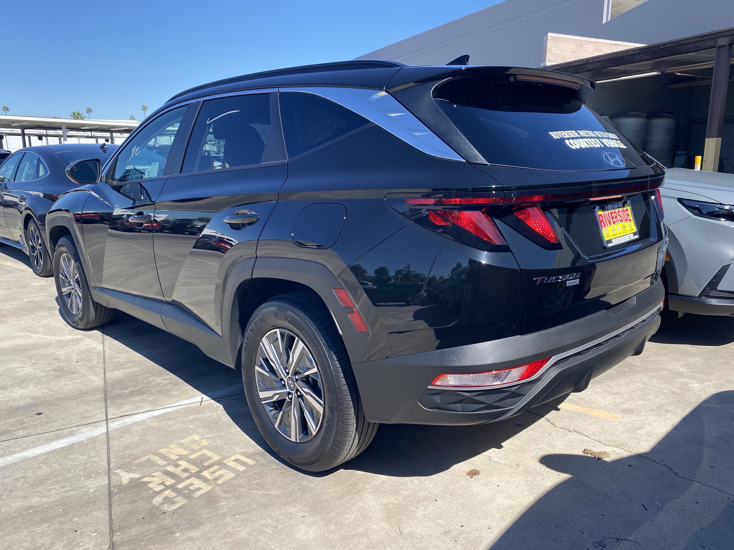 2024 Hyundai Tucson Hybrid Blue photo 2