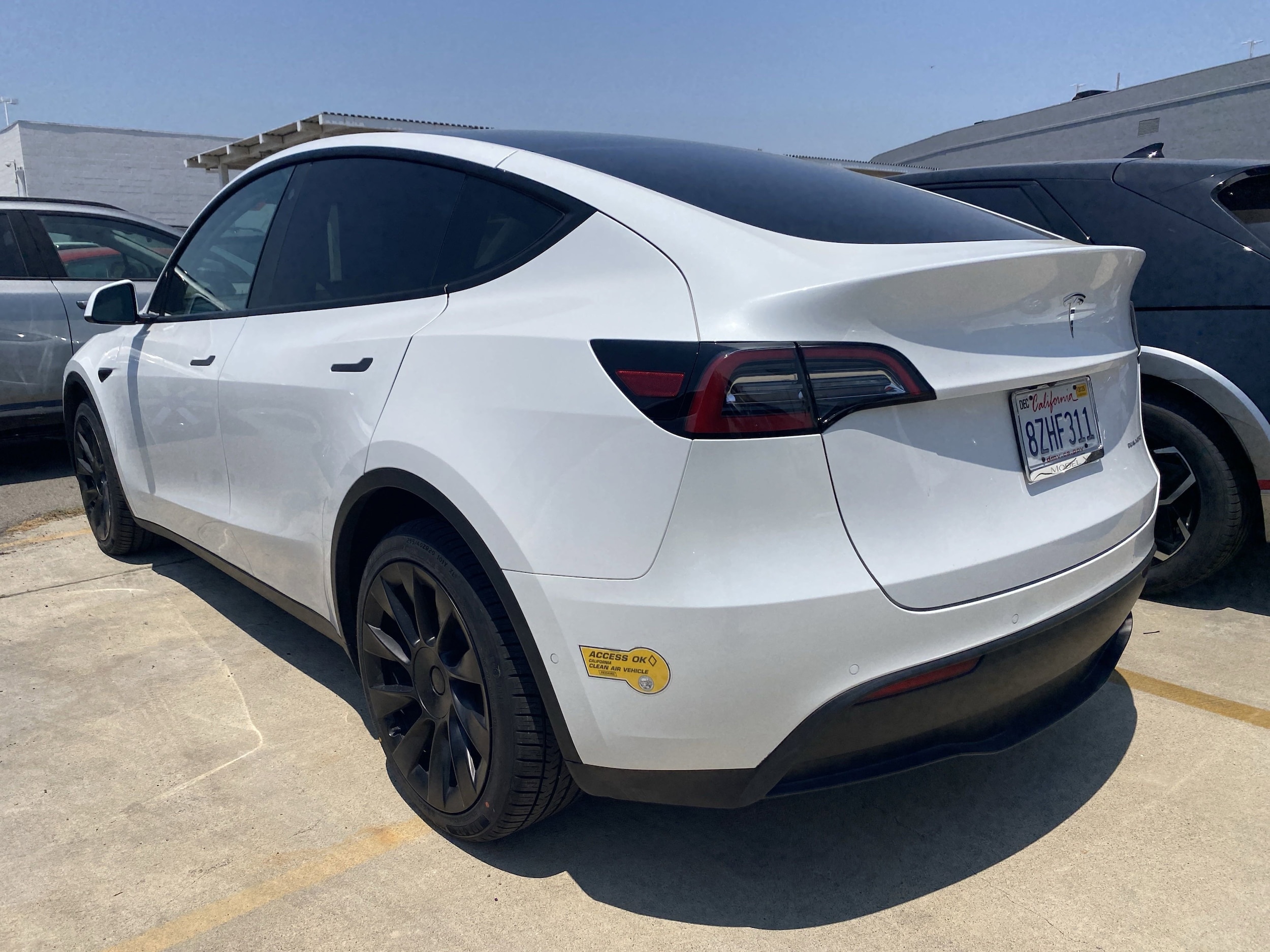 Used 2021 Tesla Model Y Long Range with VIN 5YJYGDEEXMF278759 for sale in Northfield, Minnesota