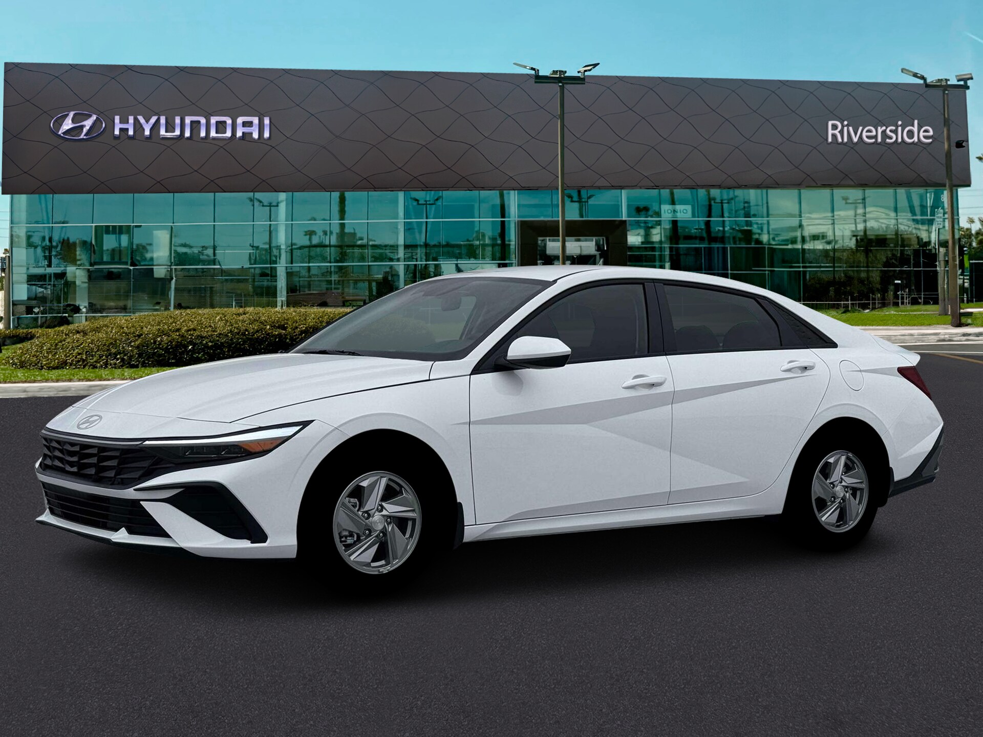2026 Hyundai Elantra SE photo 2