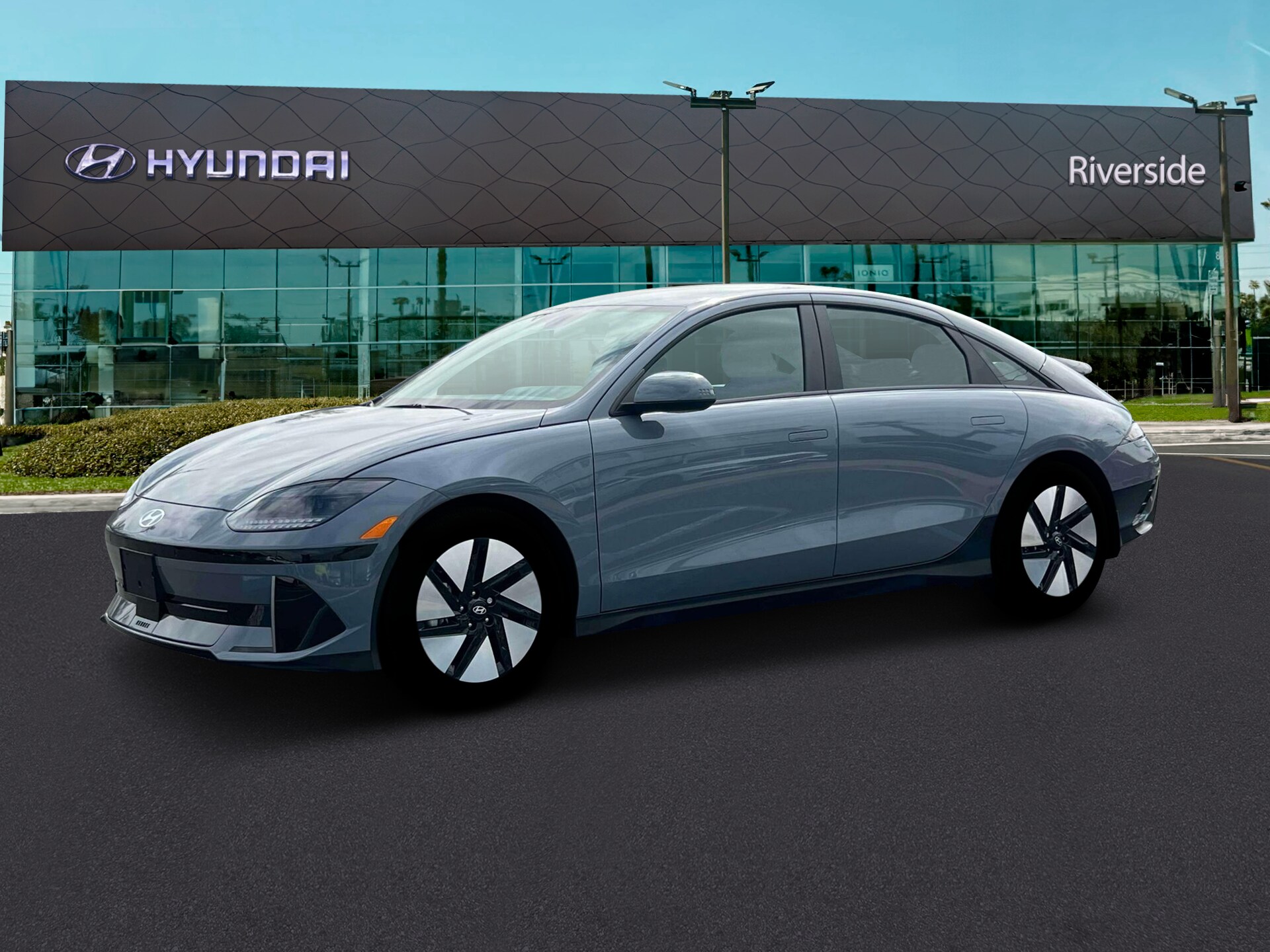 2025 Hyundai Ioniq 6 SE photo 2