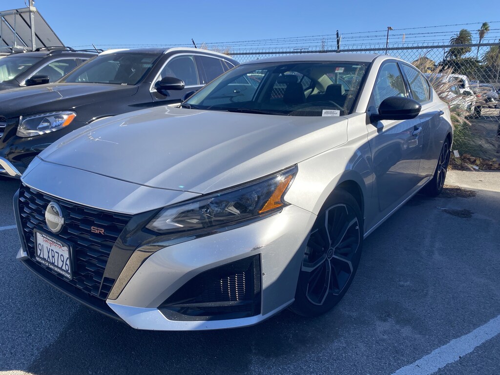 Used 2024 Nissan Altima 2.5 SR Sedan