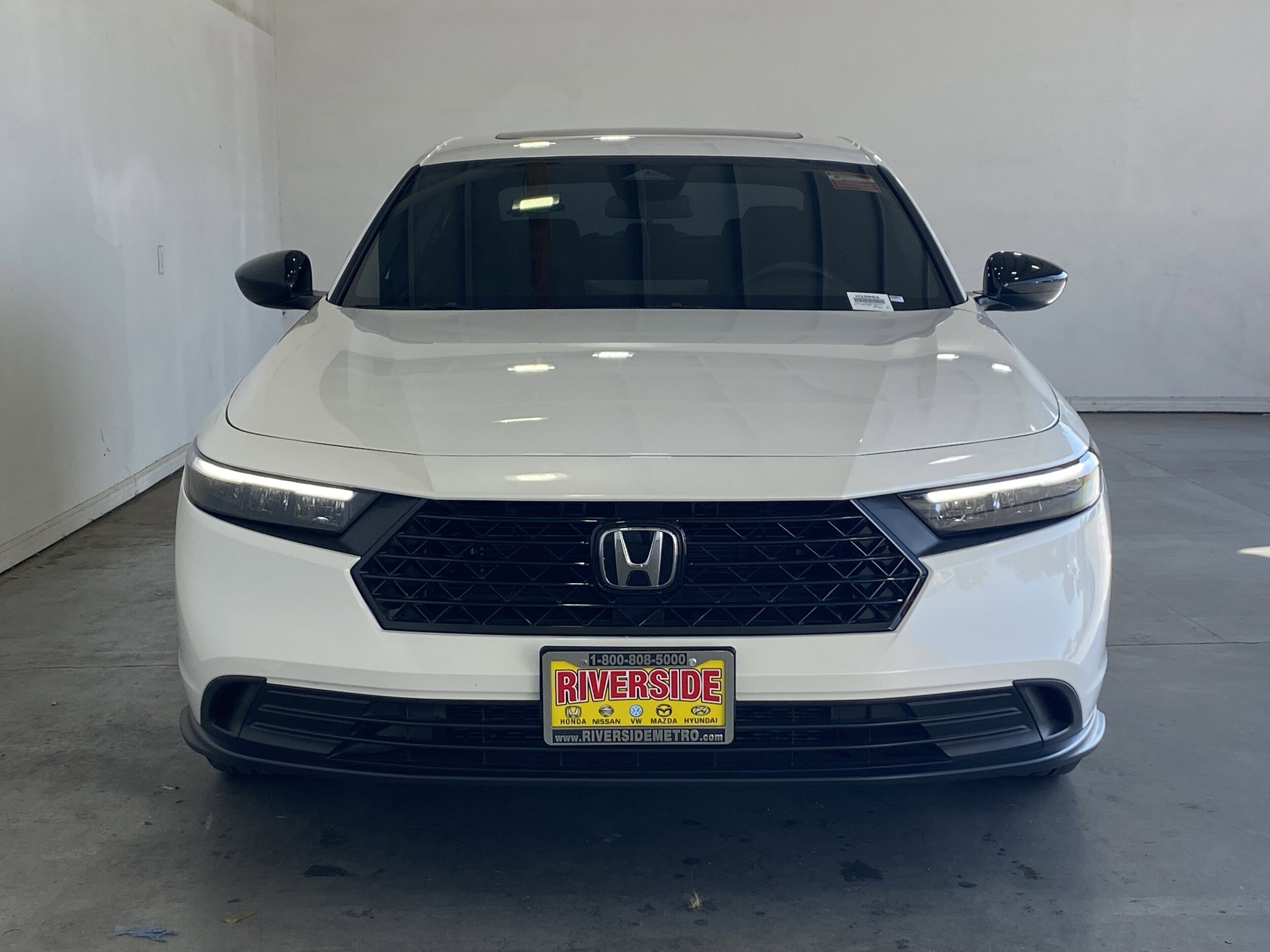 2024 Honda Accord Hybrid Sport photo 2