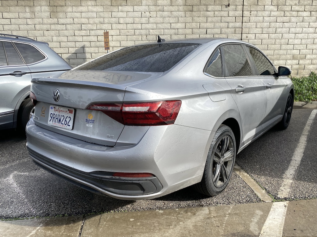 Used 2022 Volkswagen Jetta 1.5T SE Sedan
