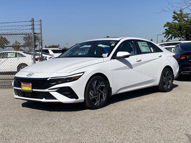 2025 Hyundai Elantra Limited photo 2