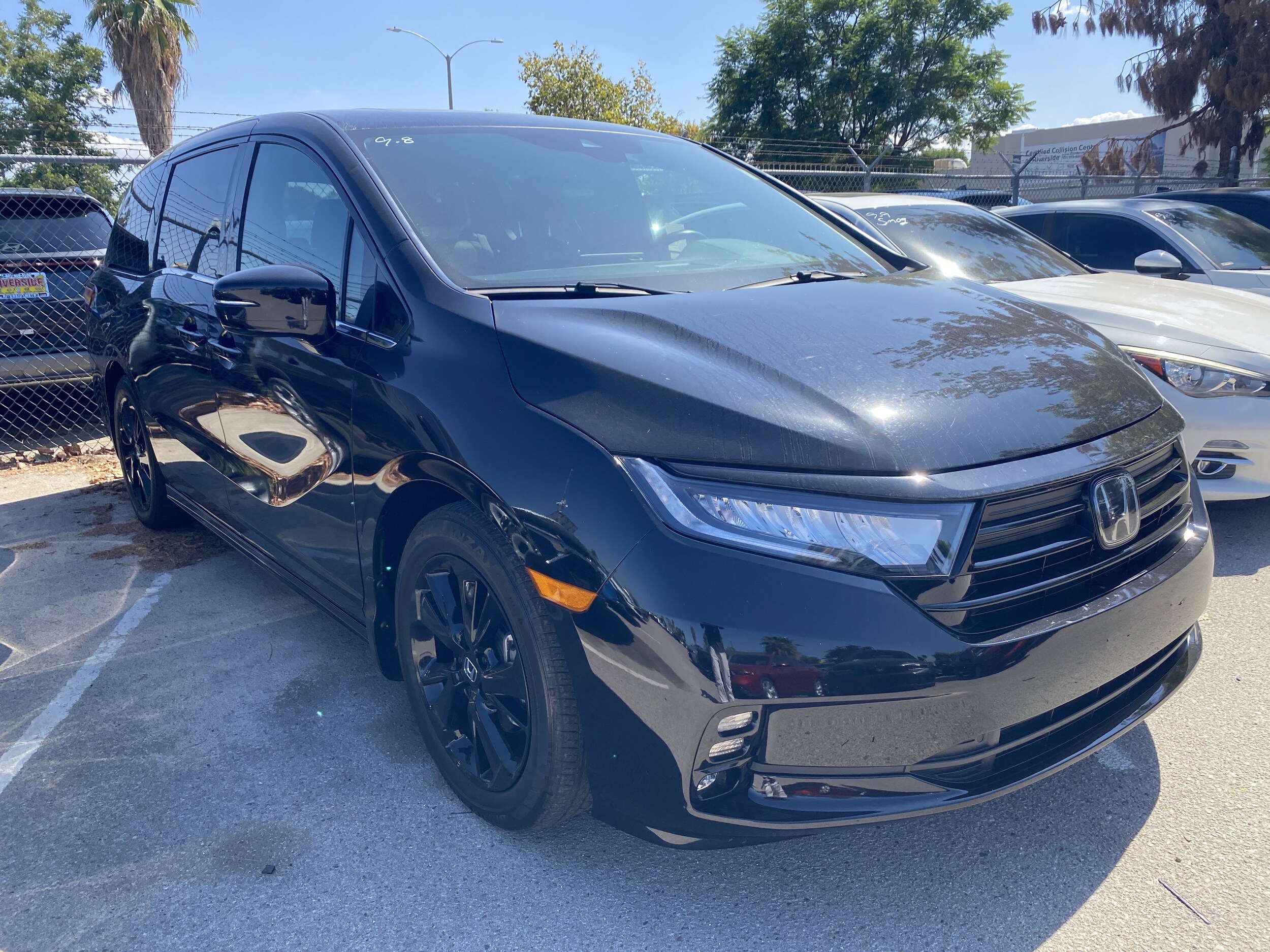2024 Honda Odyssey Sport photo 2