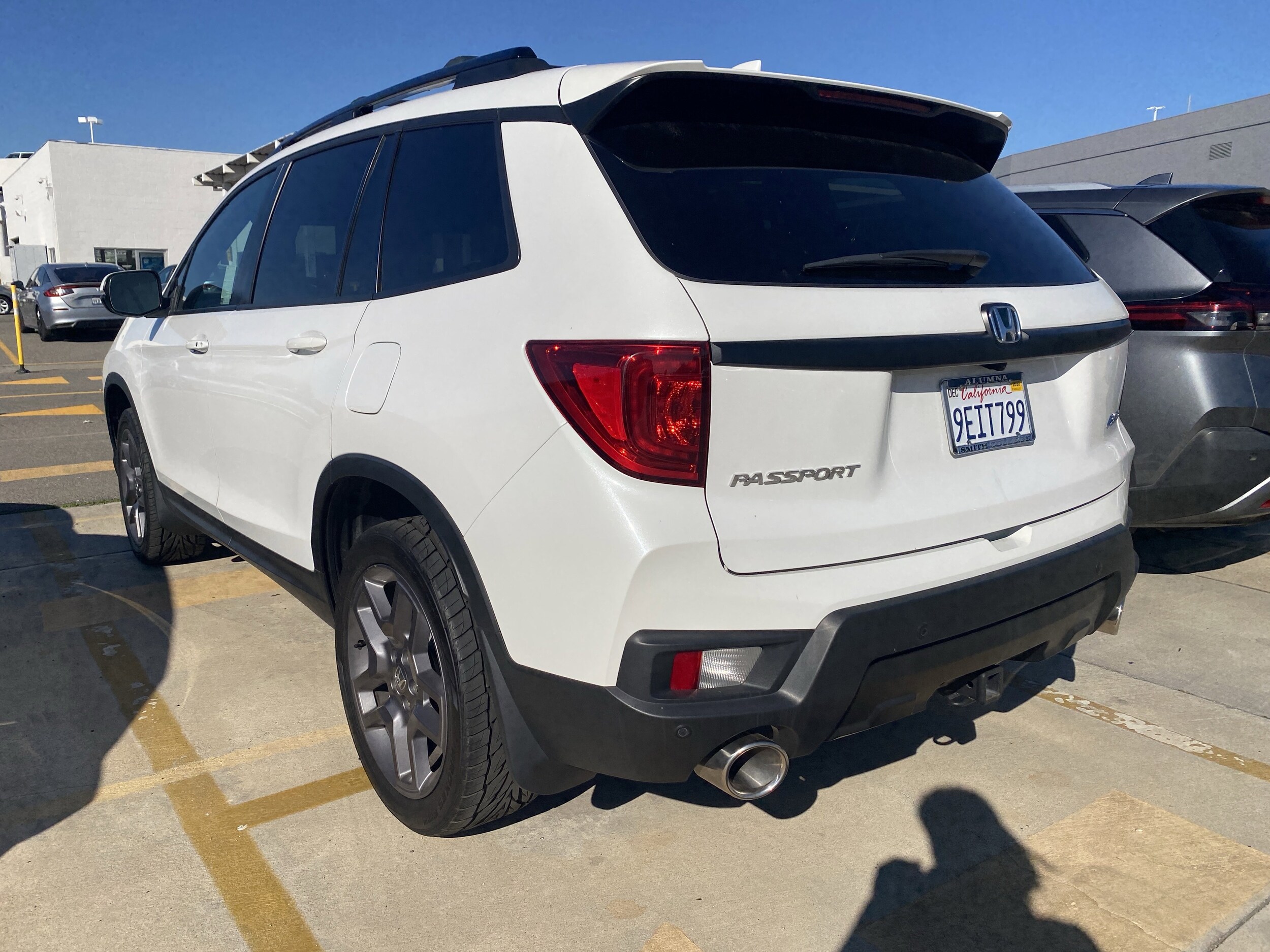 2022 Honda Passport EX-L photo 2