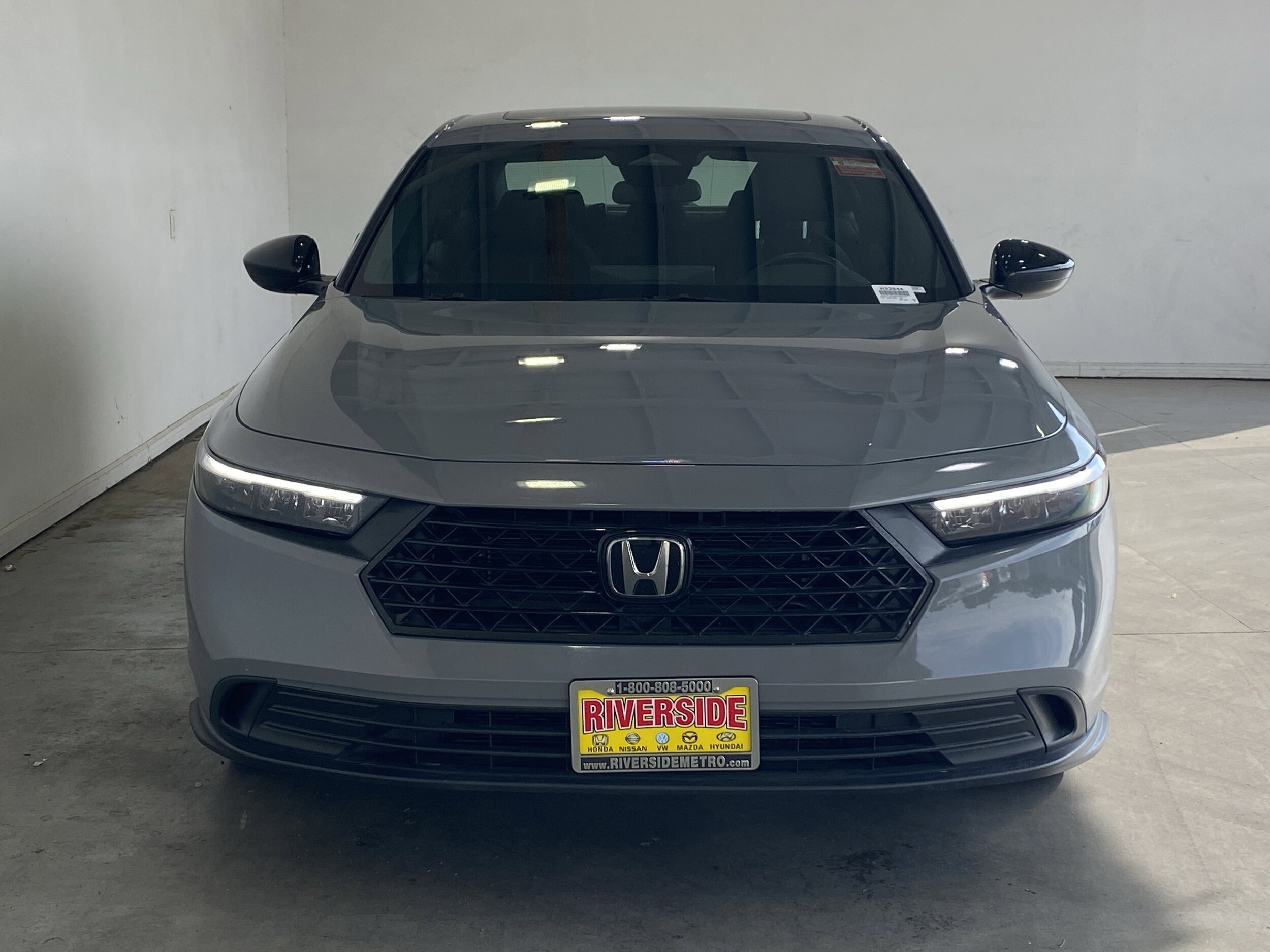 2023 Honda Accord Hybrid Sport photo 2