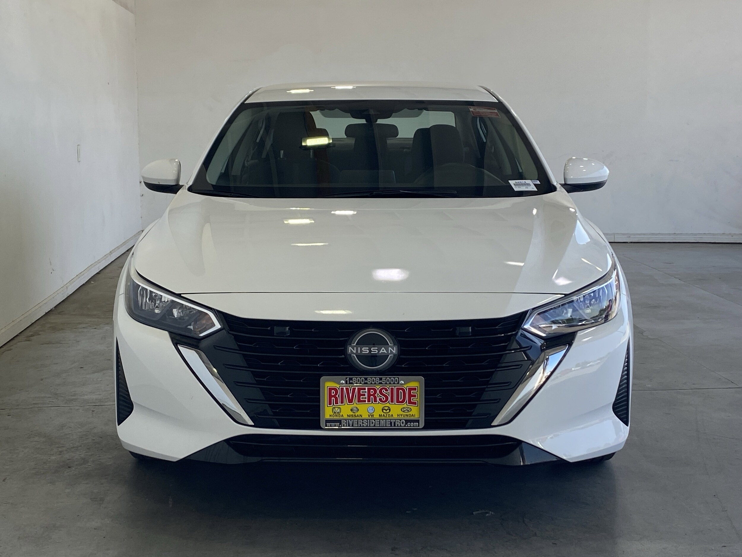 2024 Nissan Sentra SV photo 2