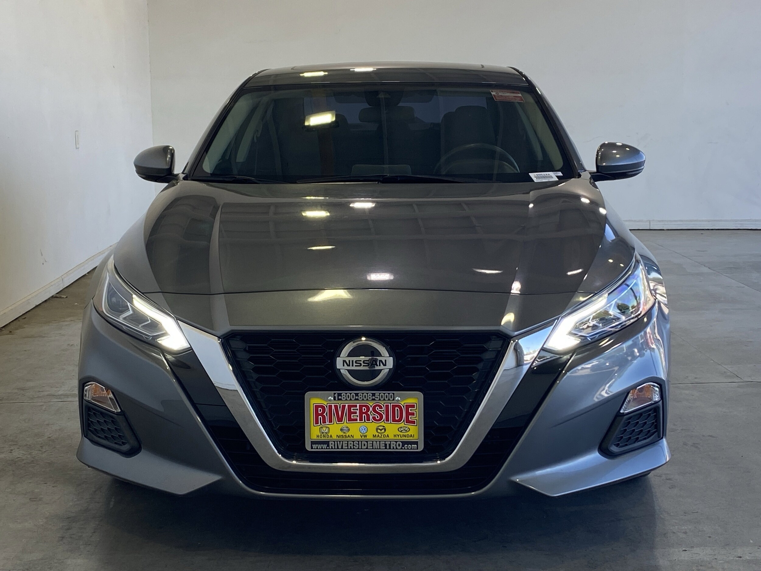 2021 Nissan Altima 2.5 SV photo 2