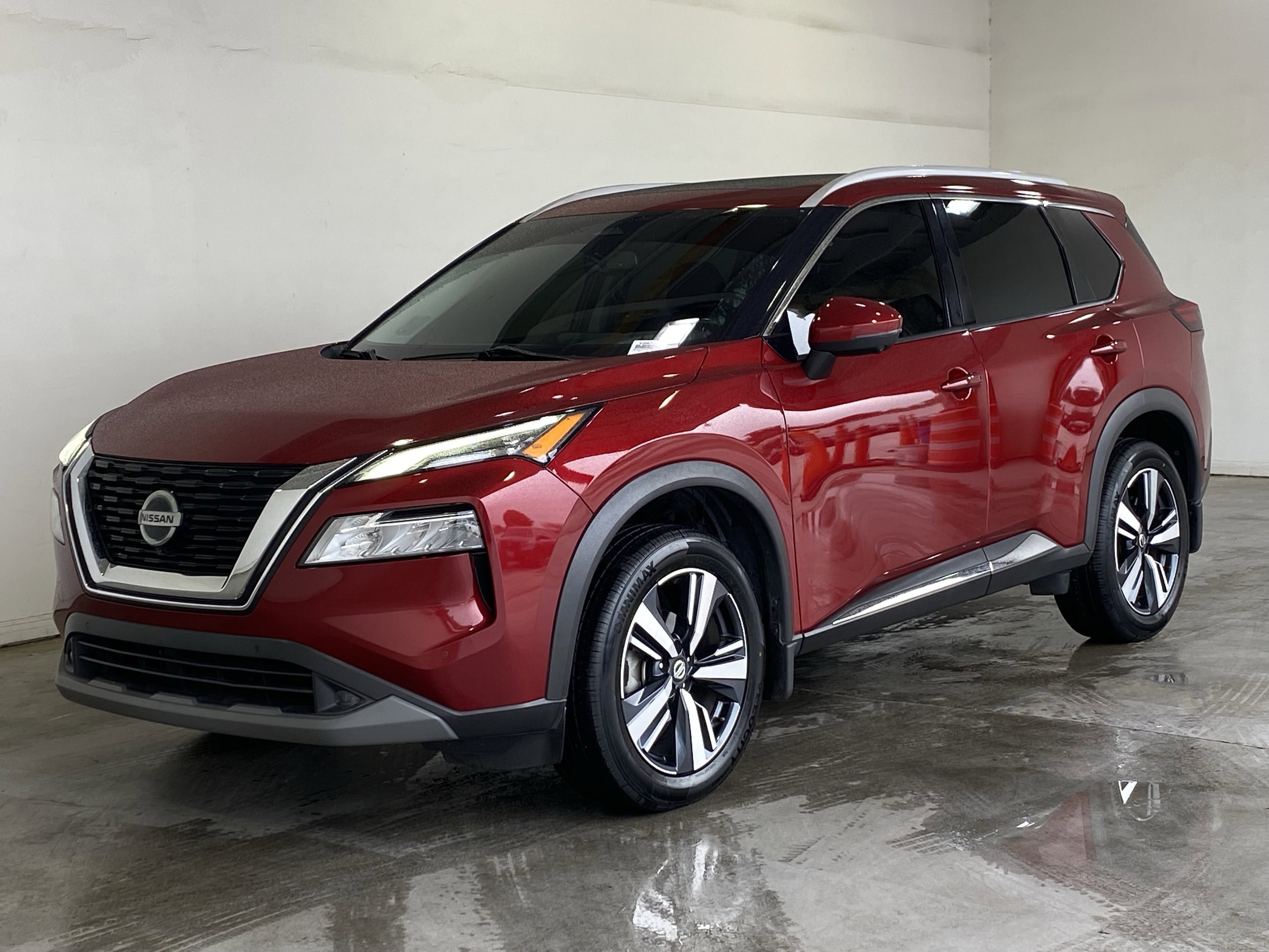 2021 Nissan Rogue SL's photo
