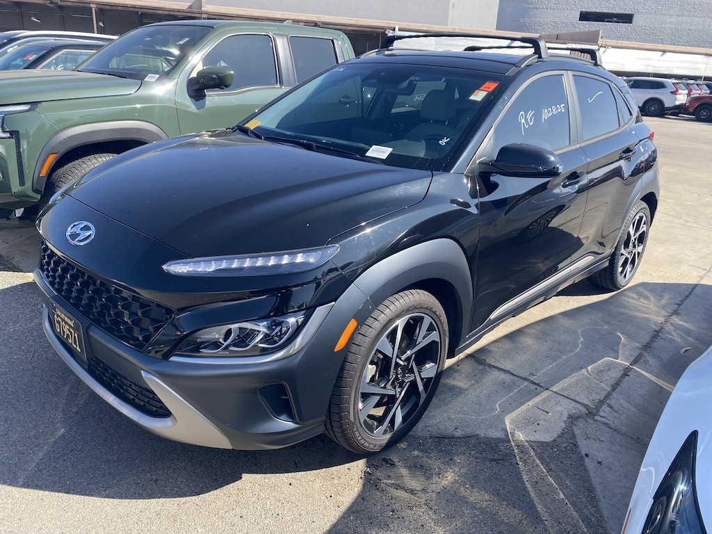 Used 2023 Hyundai Kona Limited SUV