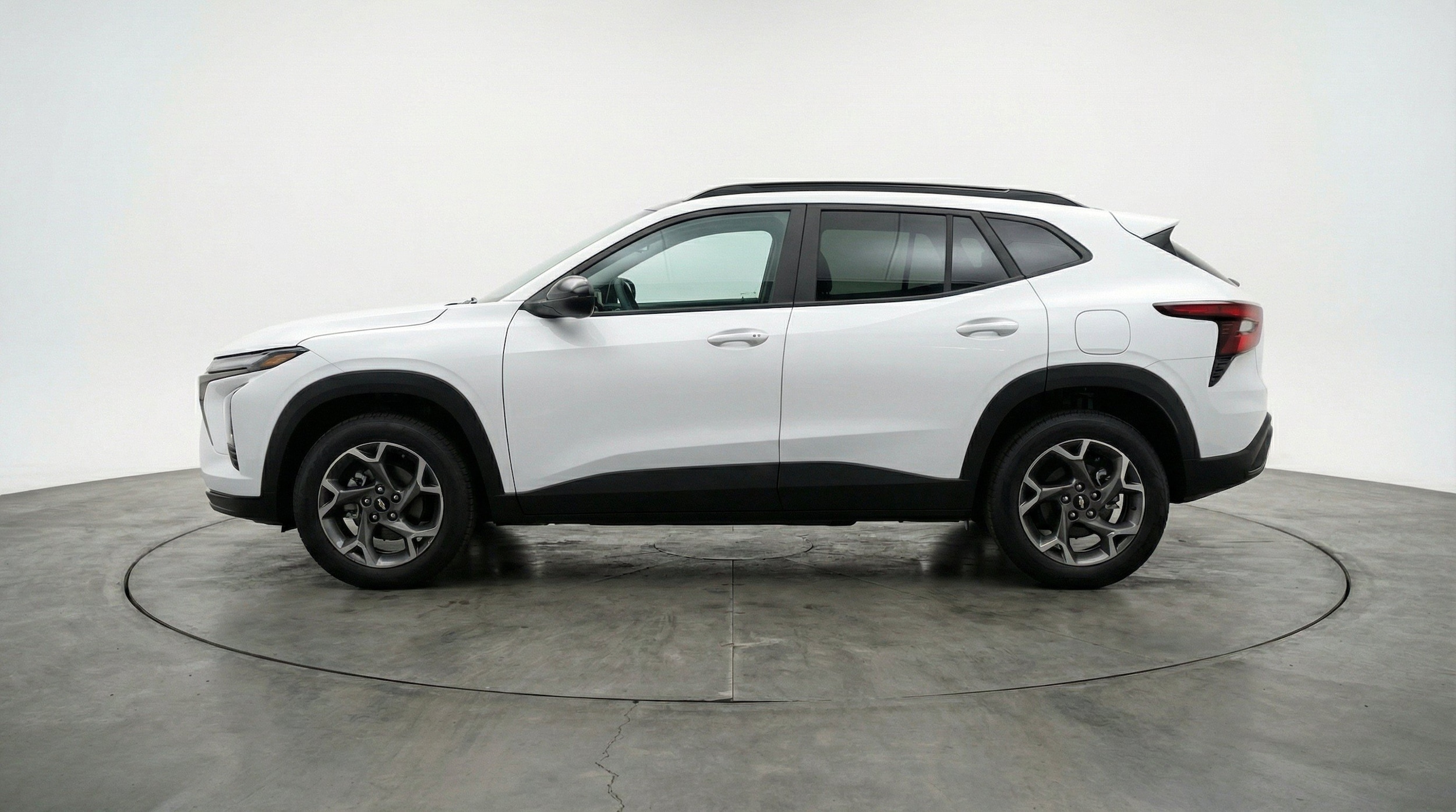 Thumbnail: 2025 Chevrolet Trax - 5