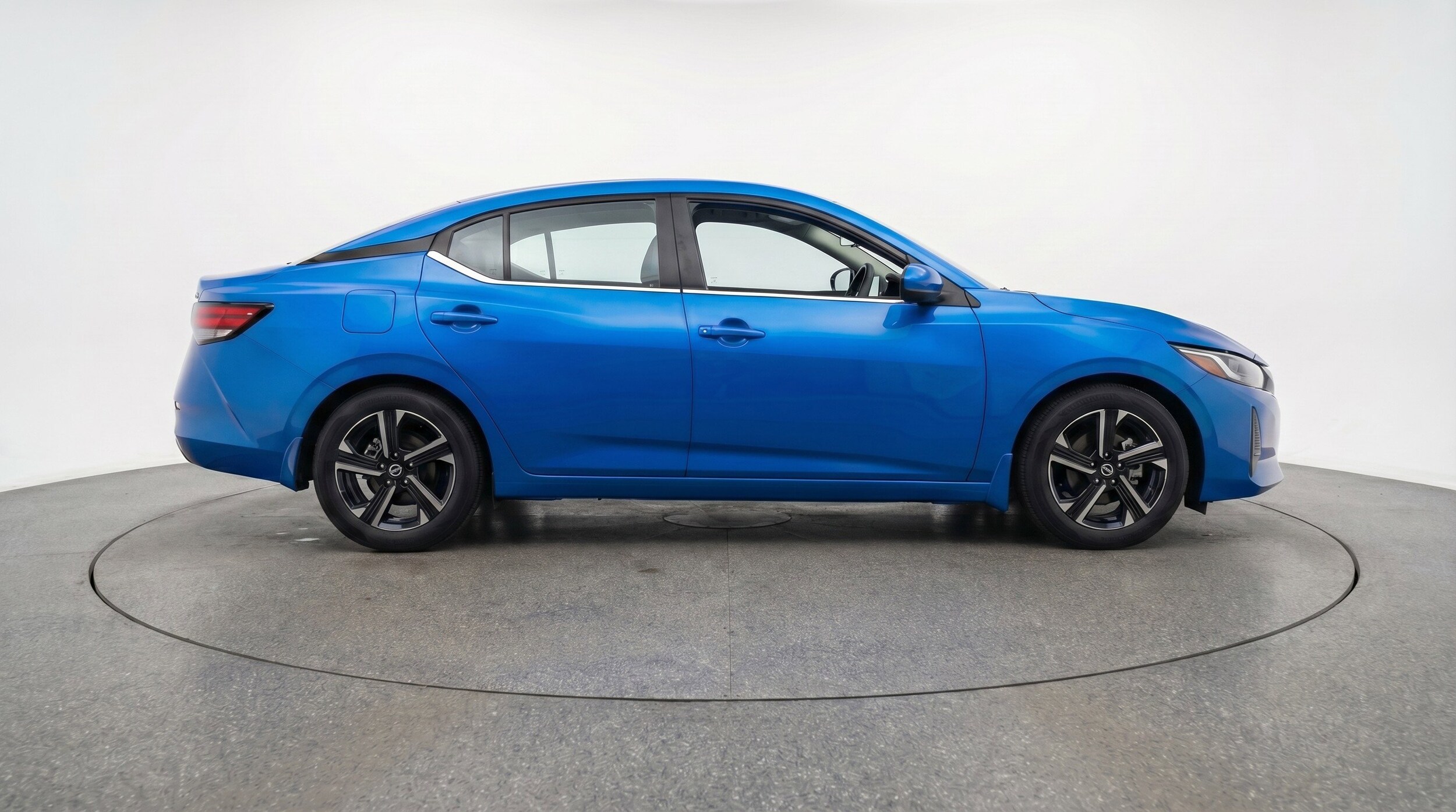 Thumbnail: 2025 Nissan Sentra - 11