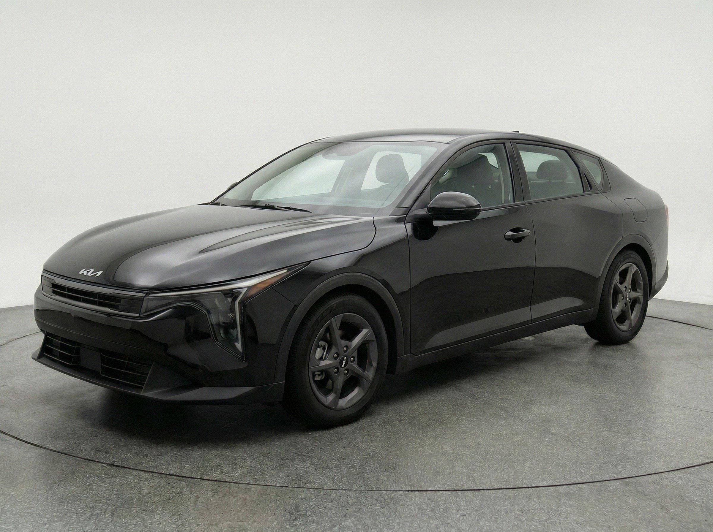 Thumbnail: 2025 Kia K4 - 3