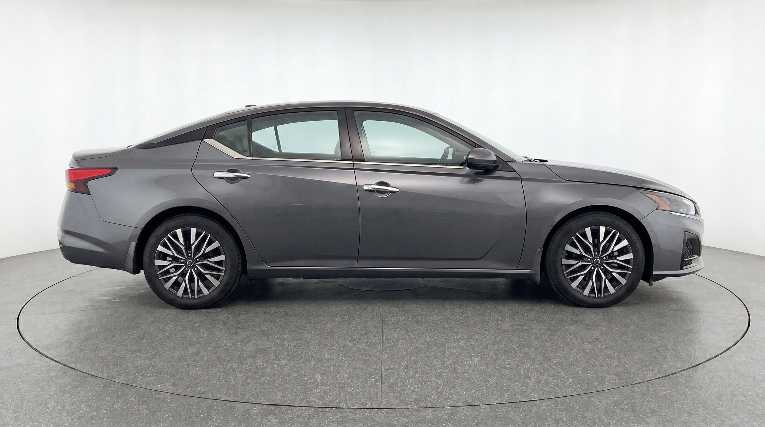 Thumbnail: 2025 Nissan Altima - 11
