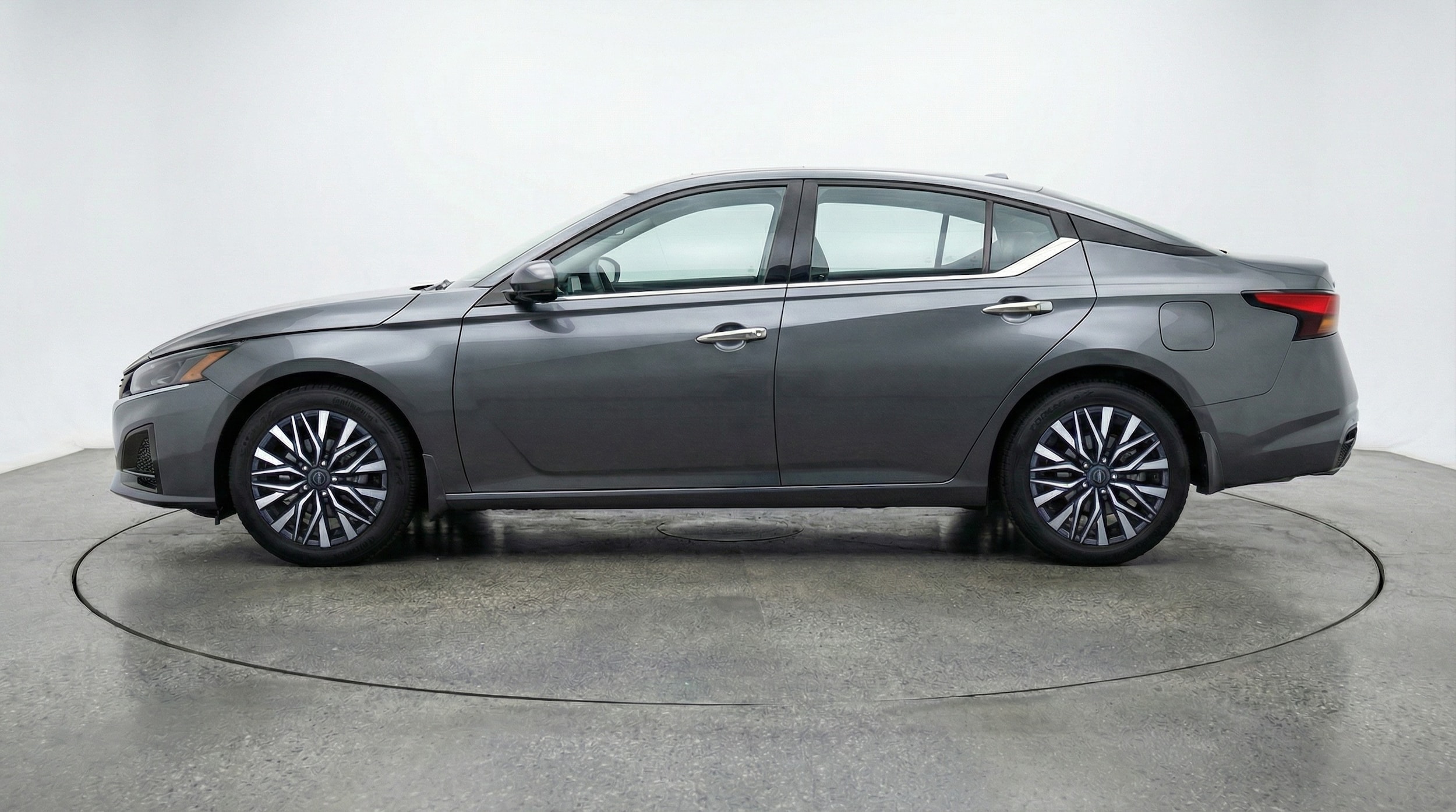 Thumbnail: 2025 Nissan Altima - 4