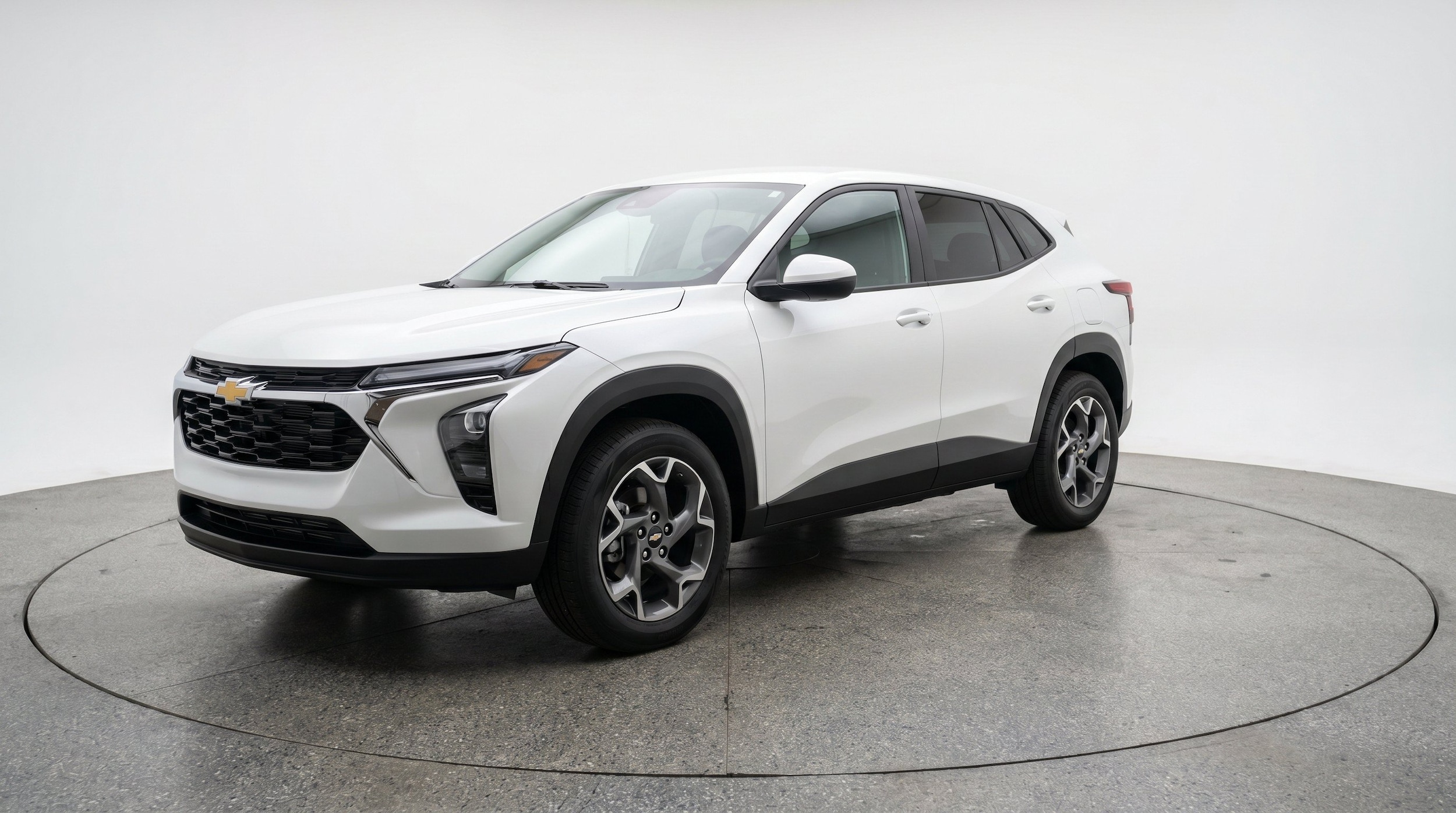 Thumbnail: 2025 Chevrolet Trax - 3