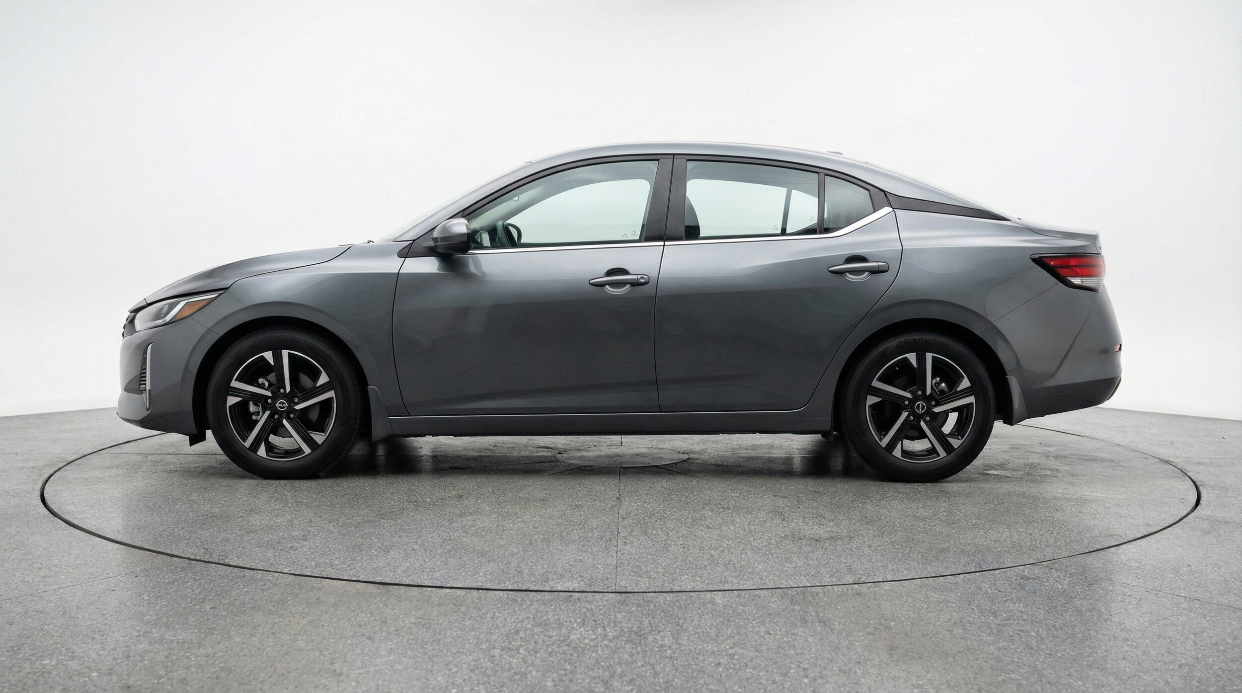 Thumbnail: 2025 Nissan Sentra - 5