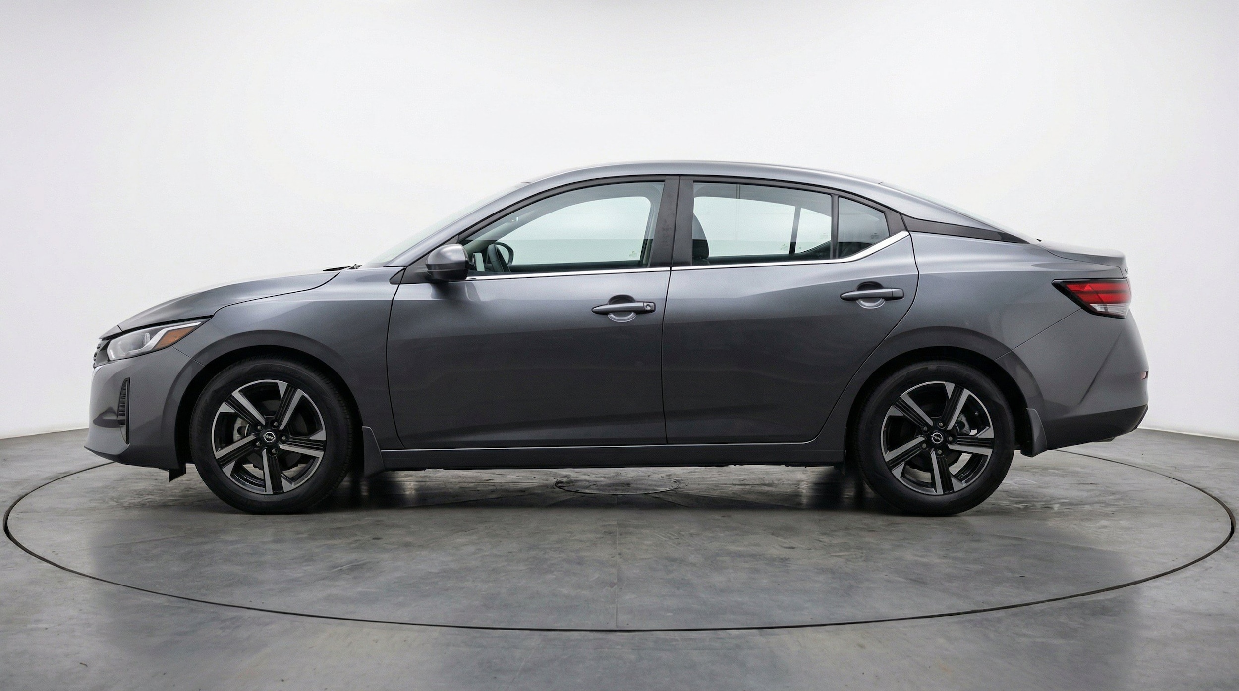 Thumbnail: 2025 Nissan Sentra - 5