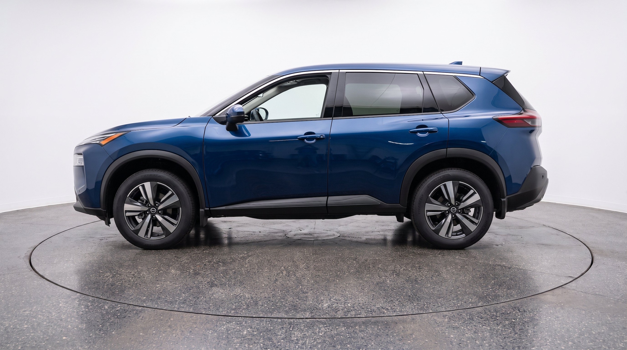 Thumbnail: 2026 Nissan Rogue - 5