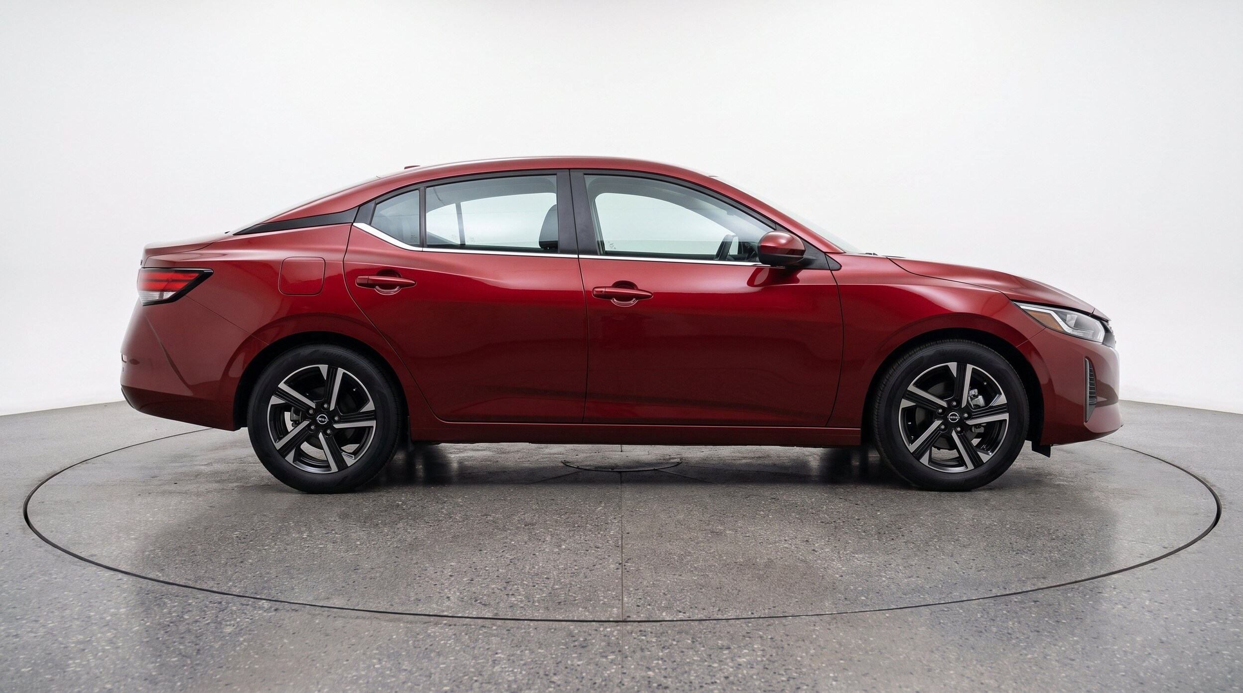 Thumbnail: 2025 Nissan Sentra - 10