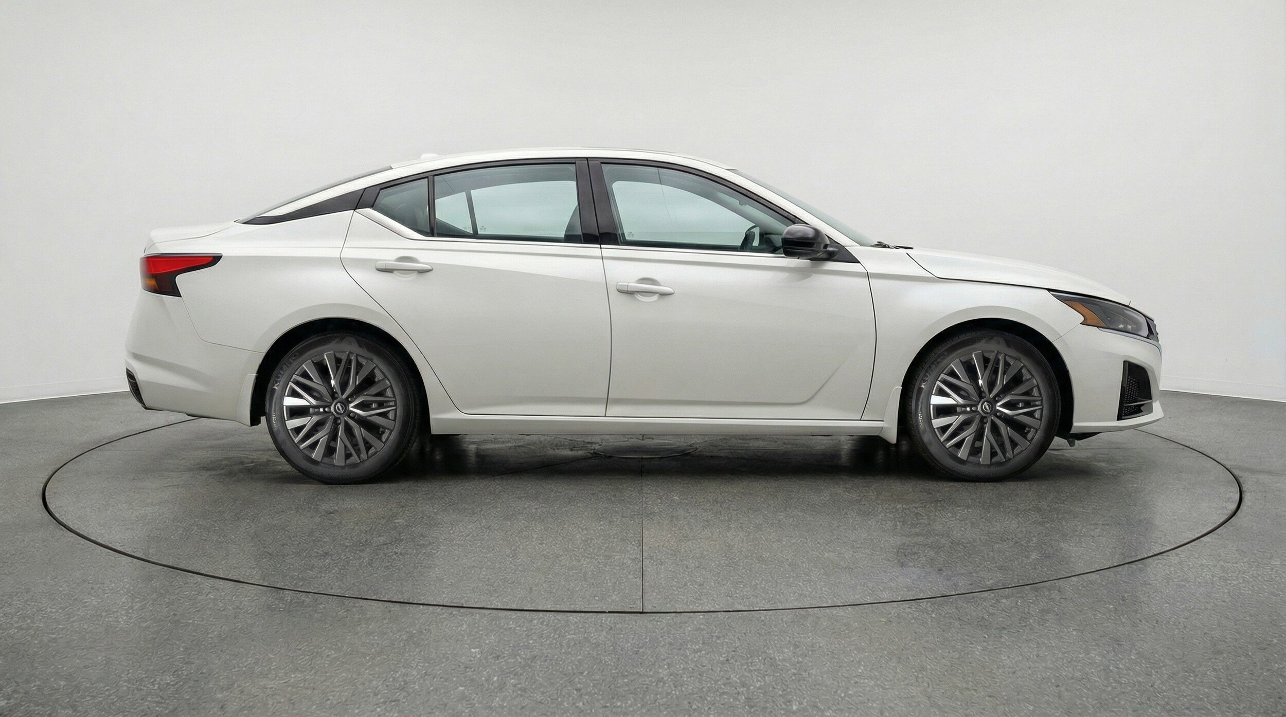 Thumbnail: 2025 Nissan Altima - 11
