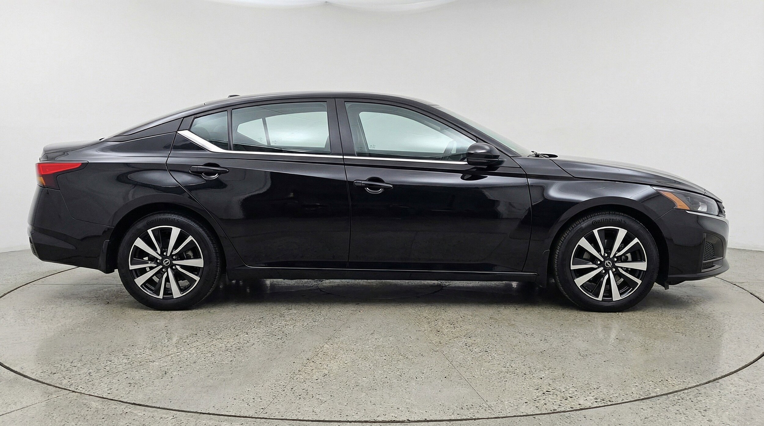 Thumbnail: 2025 Nissan Altima - 11