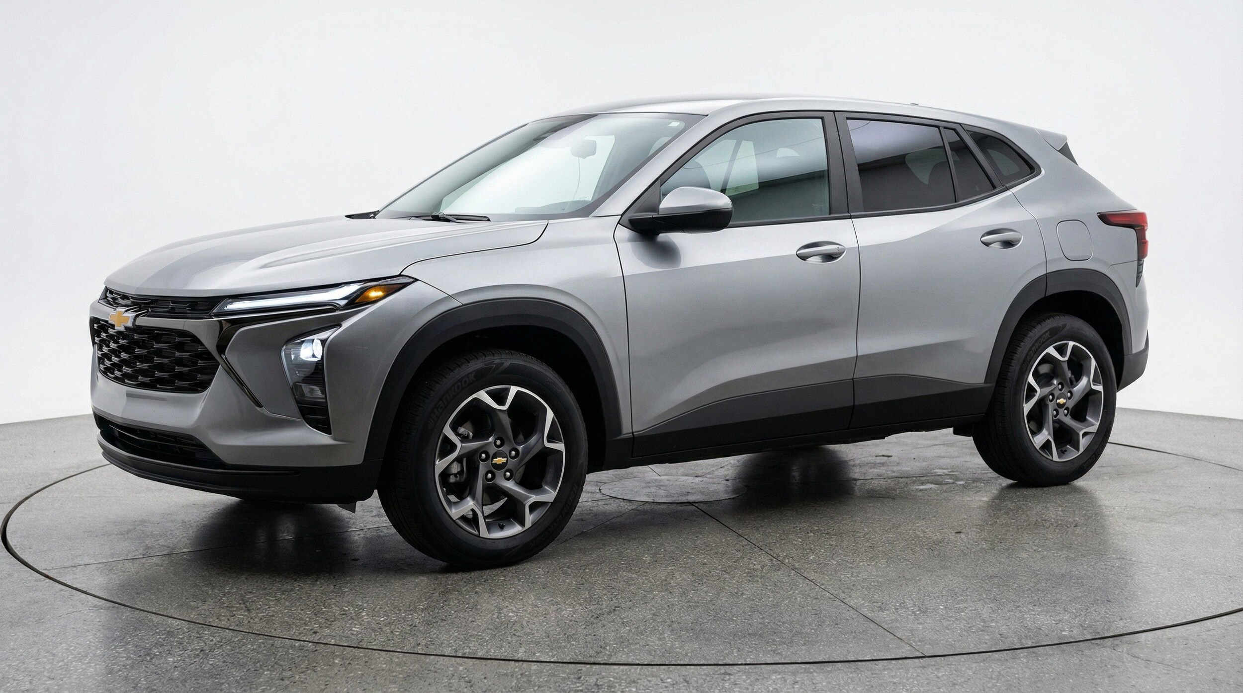 Thumbnail: 2025 Chevrolet Trax - 3