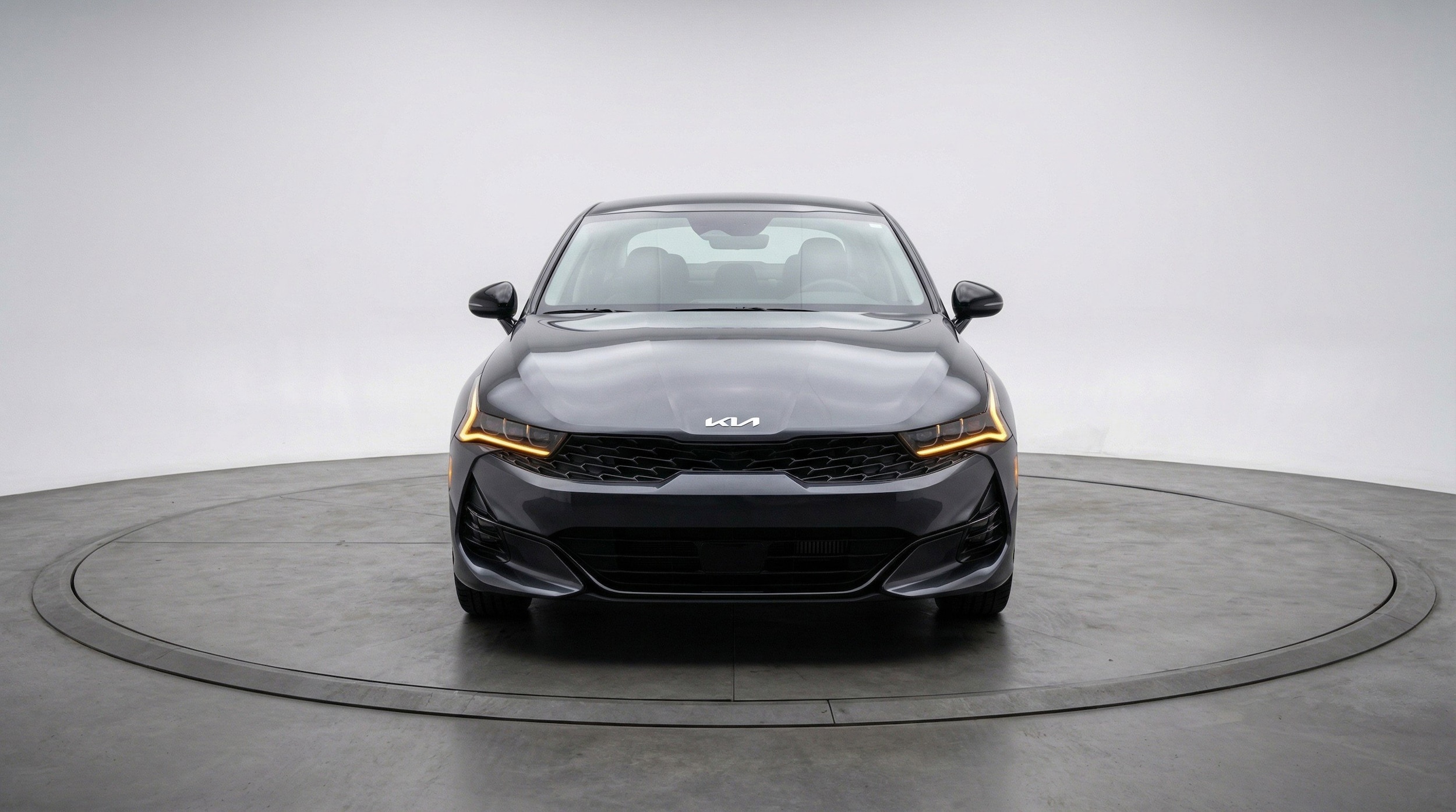 Thumbnail: 2025 Kia K5 - 2