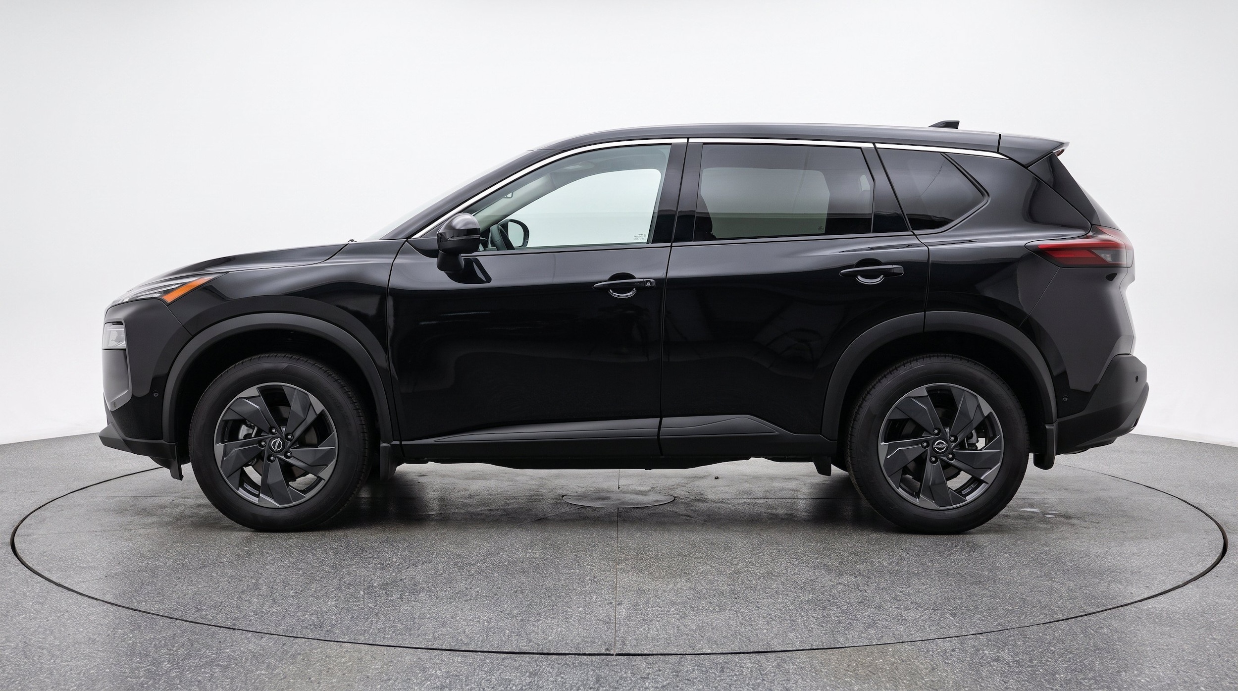 Thumbnail: 2025 Nissan Rogue - 5
