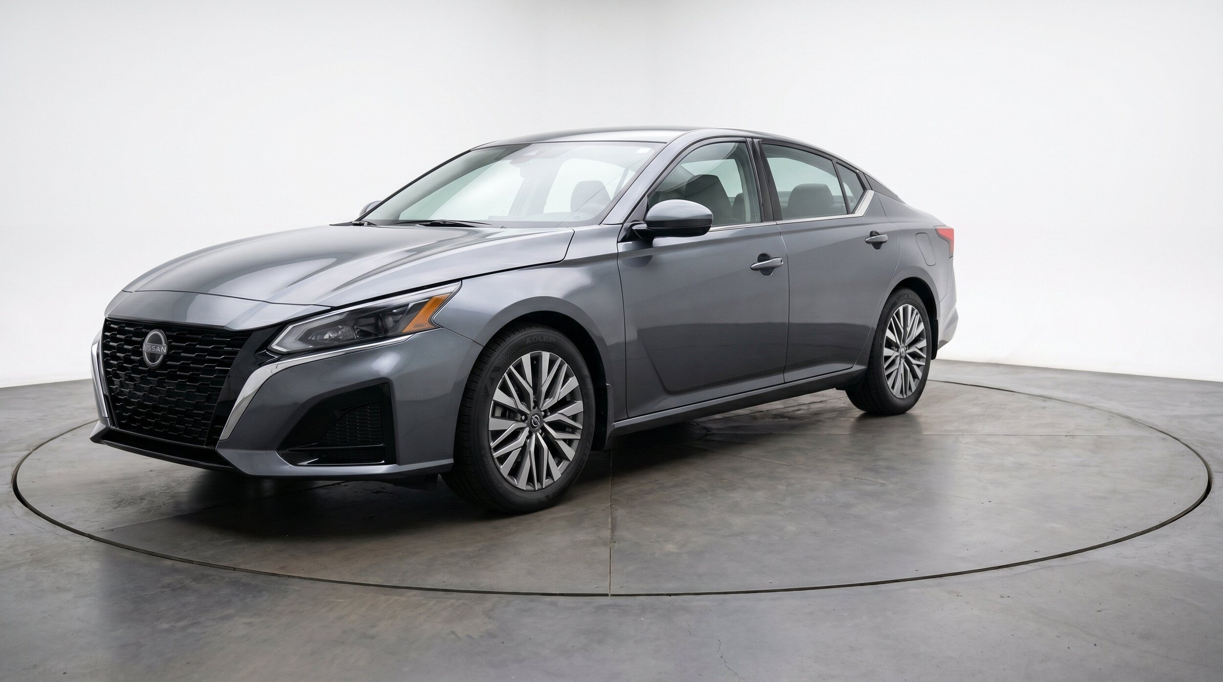 Thumbnail: 2025 Nissan Altima - 3
