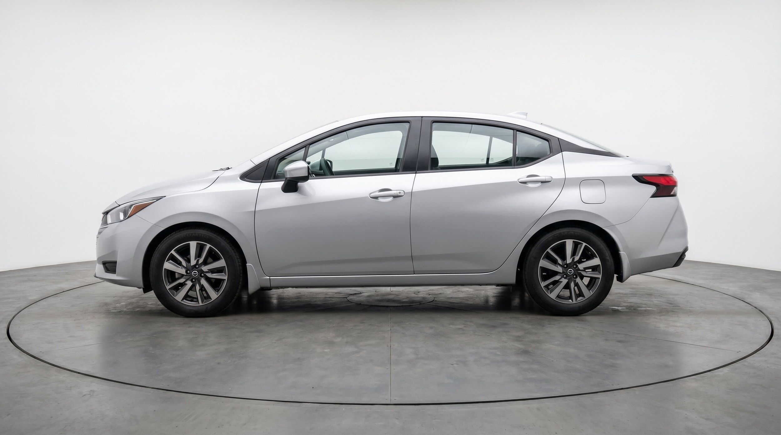 Thumbnail: 2025 Nissan Versa - 5