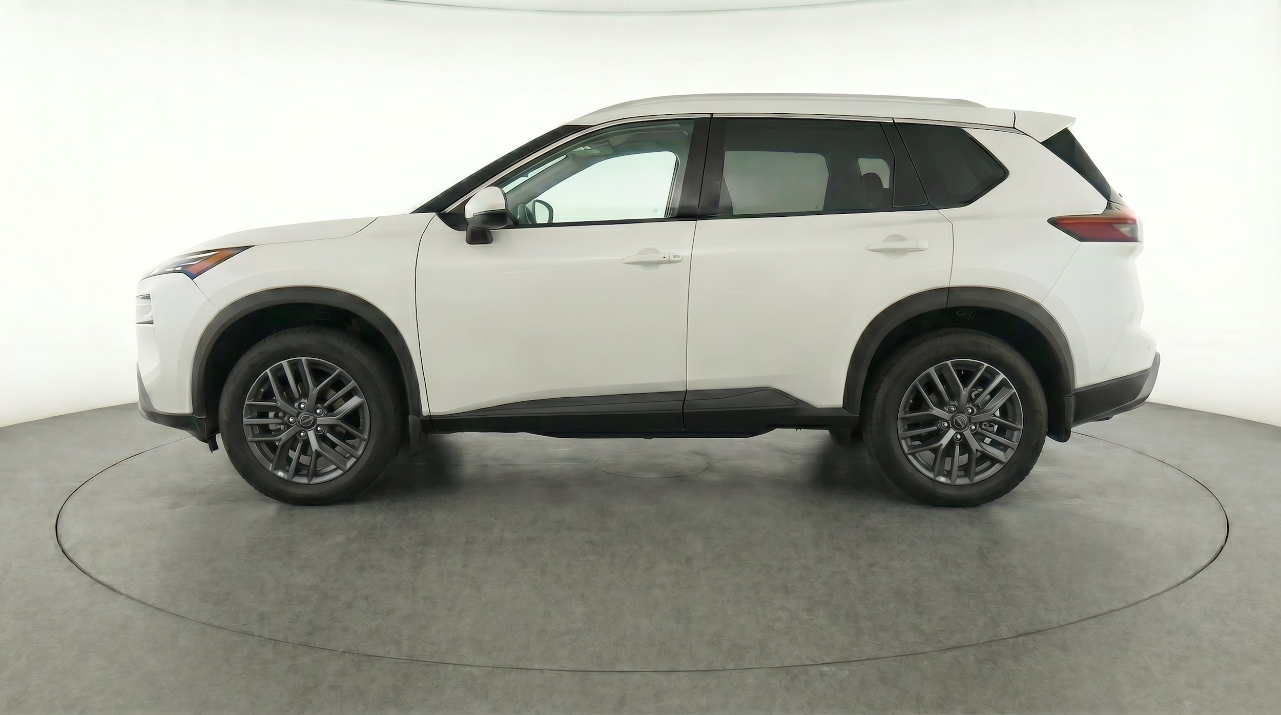 Thumbnail: 2026 Nissan Rogue - 5